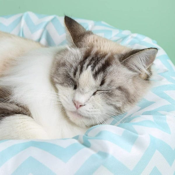 Premium Round Pet Bed for Dogs & Cats - Soft & Comfortable Tasmania Design - Perfect for Beds, Couches & Crates - M PETS Cozy Pet Bed