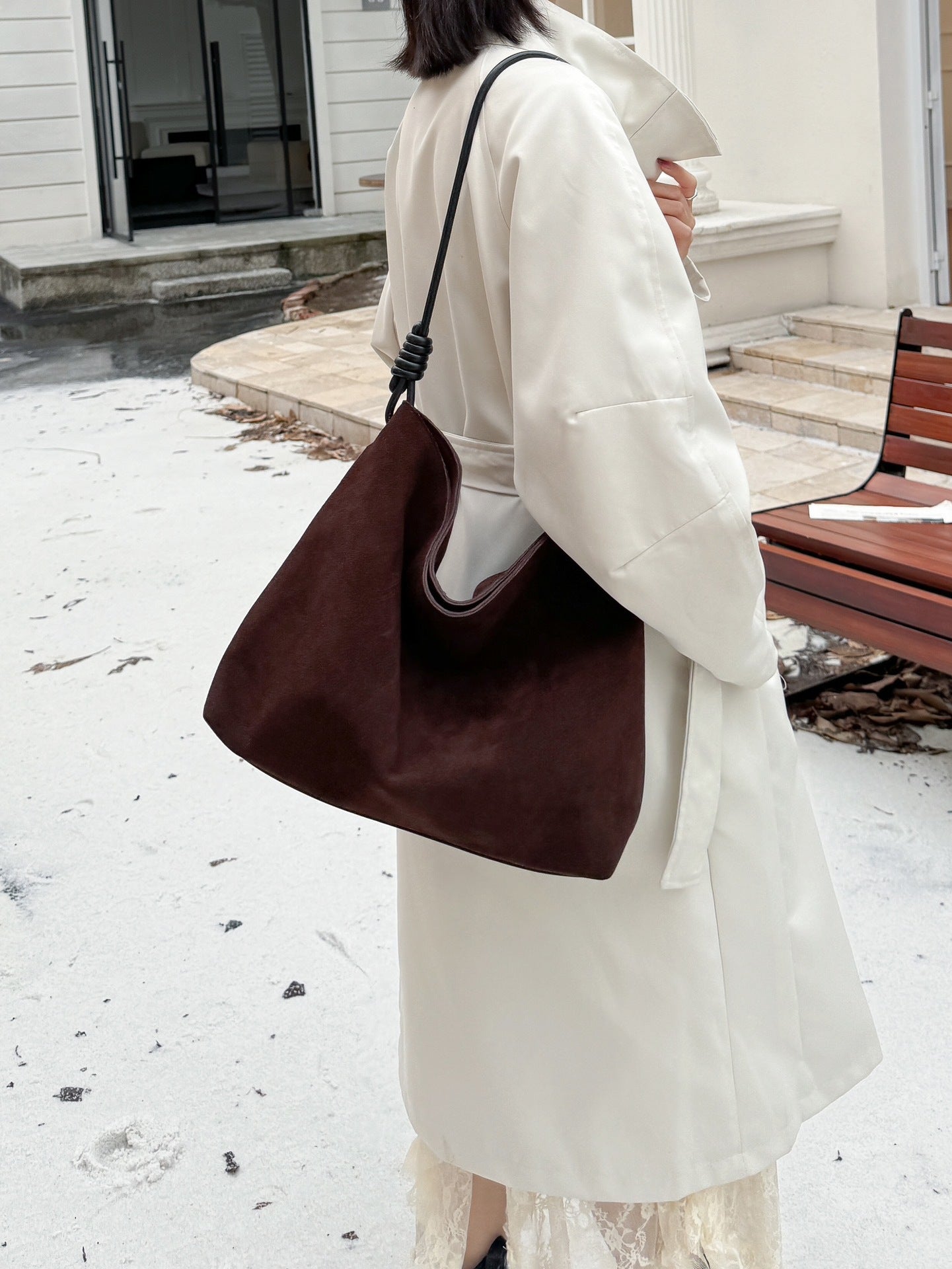 Stylish Women's Tote Bag - Fashionable Large Shoulder Bag for Work, Travel & Shopping - Durable & Spacious Designer Handbag for Everyday Use