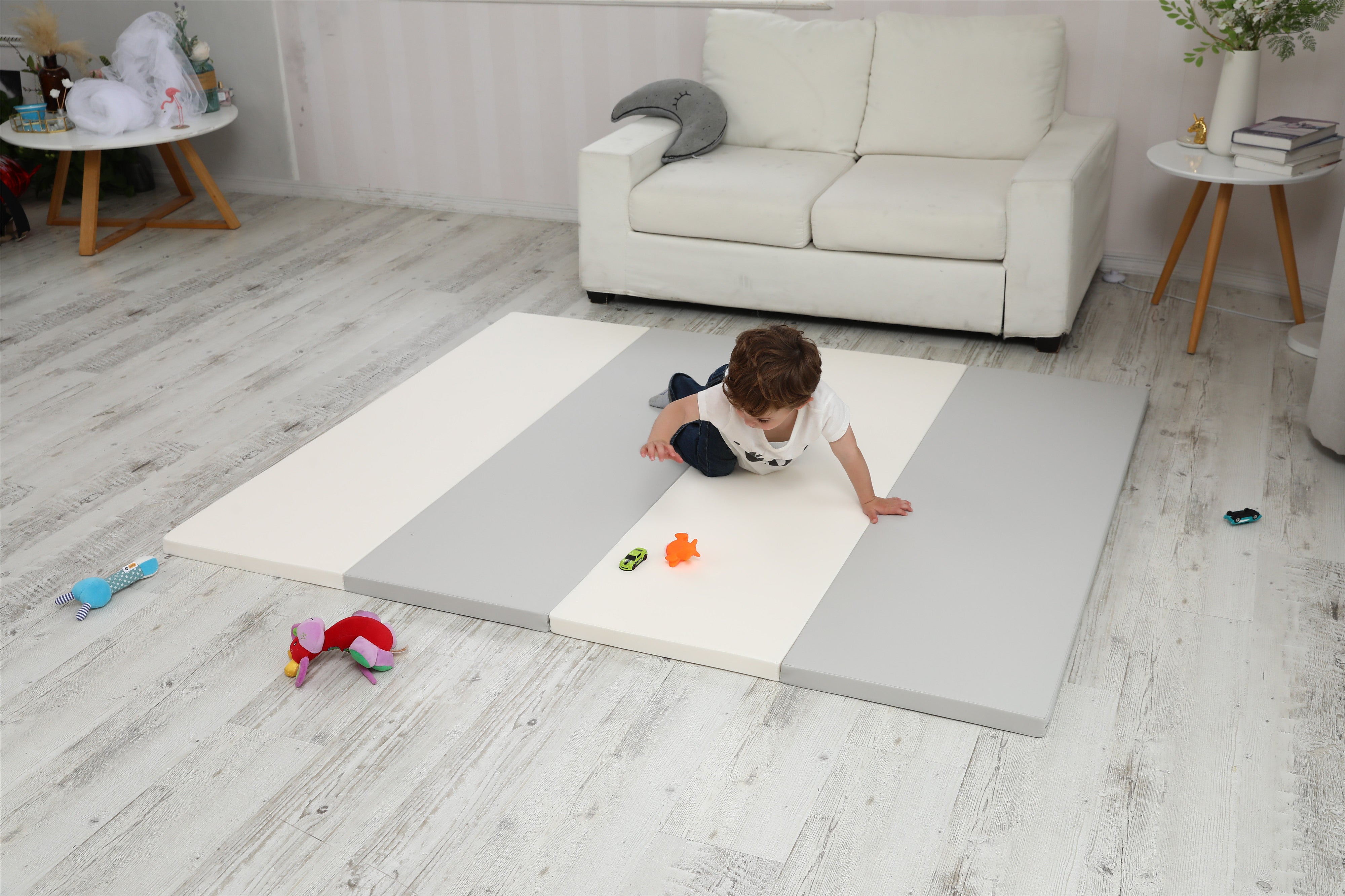 Foldable Waterproof Playmat for Babies & Kids - Non-Slip Portable Play Mat for Indoor & Outdoor Use - Perfect for Playtime, Picnics, and Travel