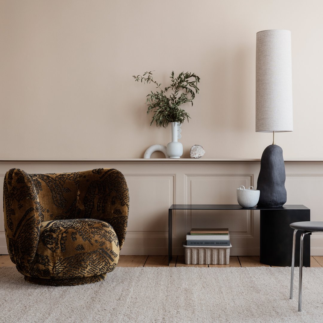 Hebe Lamp Base Only - Modern & Stylish Lighting Fixture for Living Room, Bedroom, or Office Decor