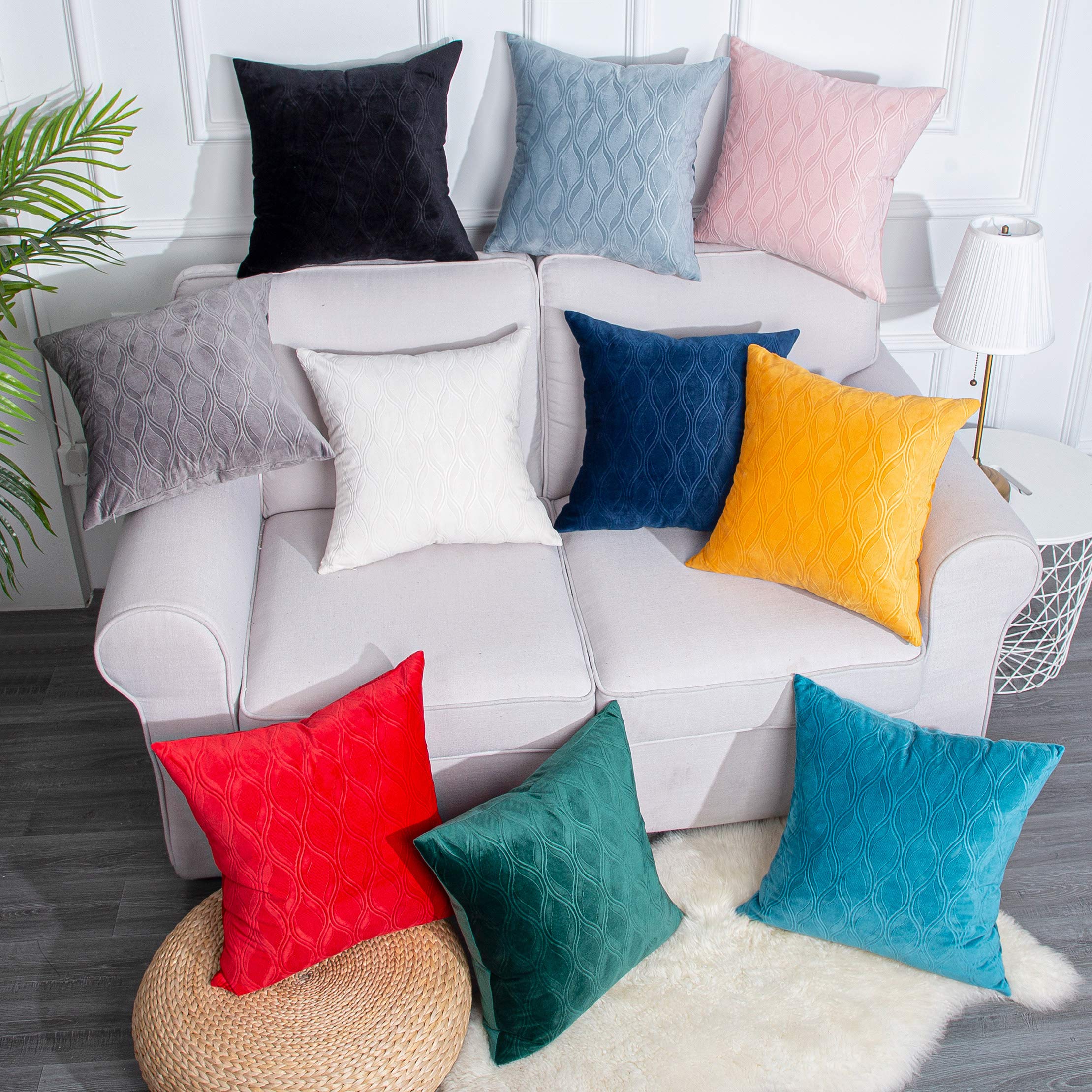 Soft Velvet Pink Pillow Cover 18x18 Inches - Light Pink Throw Pillow Sham for Sofa, Bed & Couch - Luxurious Velvet Cushion Cover for Home Decor, Living Room & Bedroom Accessories
