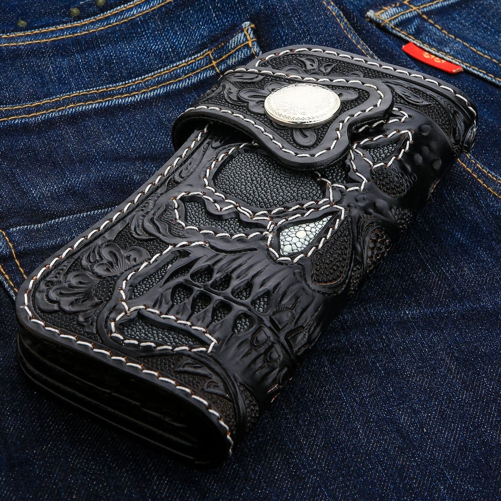 Premium Gray Skull Stingray Leather Biker Wallet for Men - Stylish & Durable RFID Blocking Wallet - Perfect for Motorcycle Riders, Bikers & Outdoor Enthusiasts