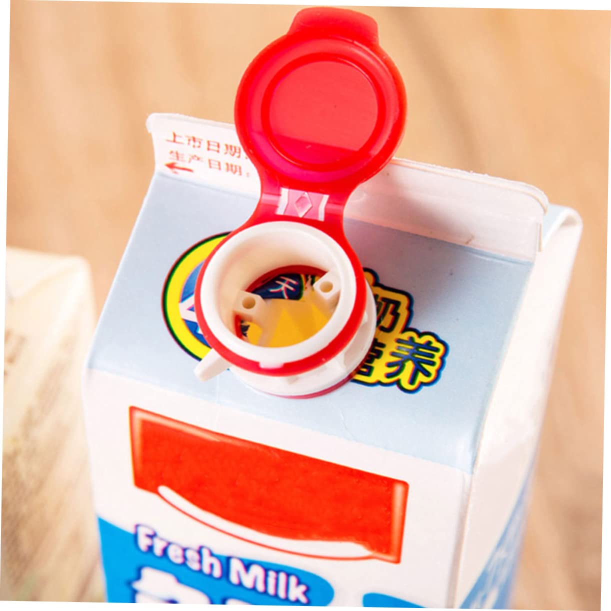 BESTonZON 8-Pack Milk Carton Pourers - Leak-Proof Drink Spouts & Liquid Flow Dividers for Kitchen, Coffee, Tea, Juice - Essential for Fresh Beverage Storage & Serving