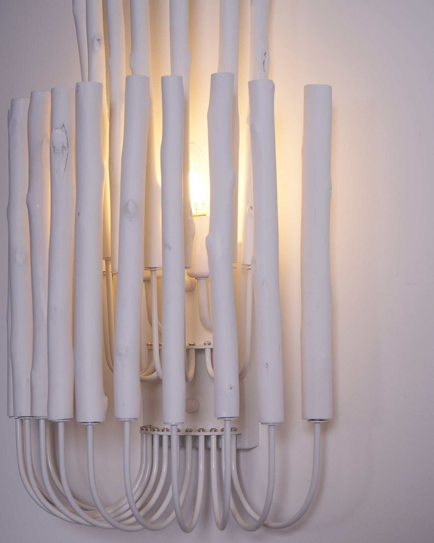 Swinton Wall Light - Modern LED Sconce for Bedroom, Living Room & Hallway - Energy Efficient Indoor Lighting Fixture