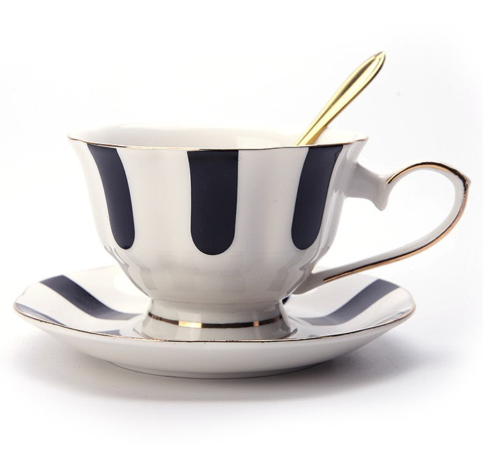 Elegant Ceramic Coffee Cups & British Tea Cups Set - Unique Porcelain Cup and Saucer with Creative Bone China Design - Perfect for Afternoon Tea, Coffee Break, and Gift Giving
