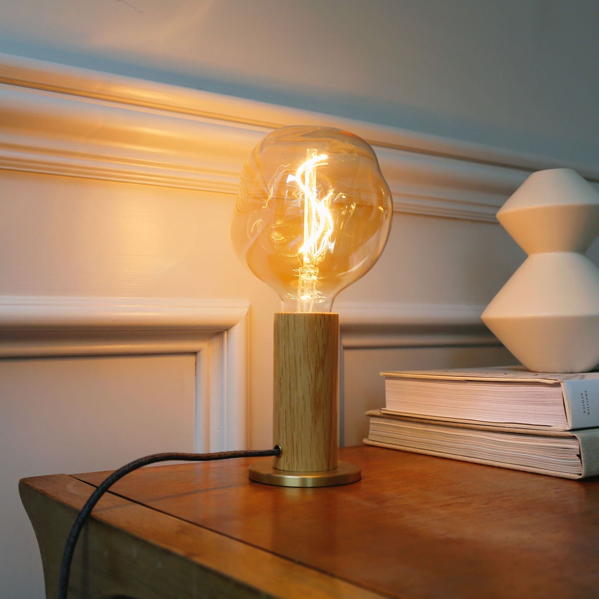 Set of 2 Modern Oak Knuckle Table Lamps with Voronoi Design - Perfect for Bedside, Living Room, and Office Lighting Decor