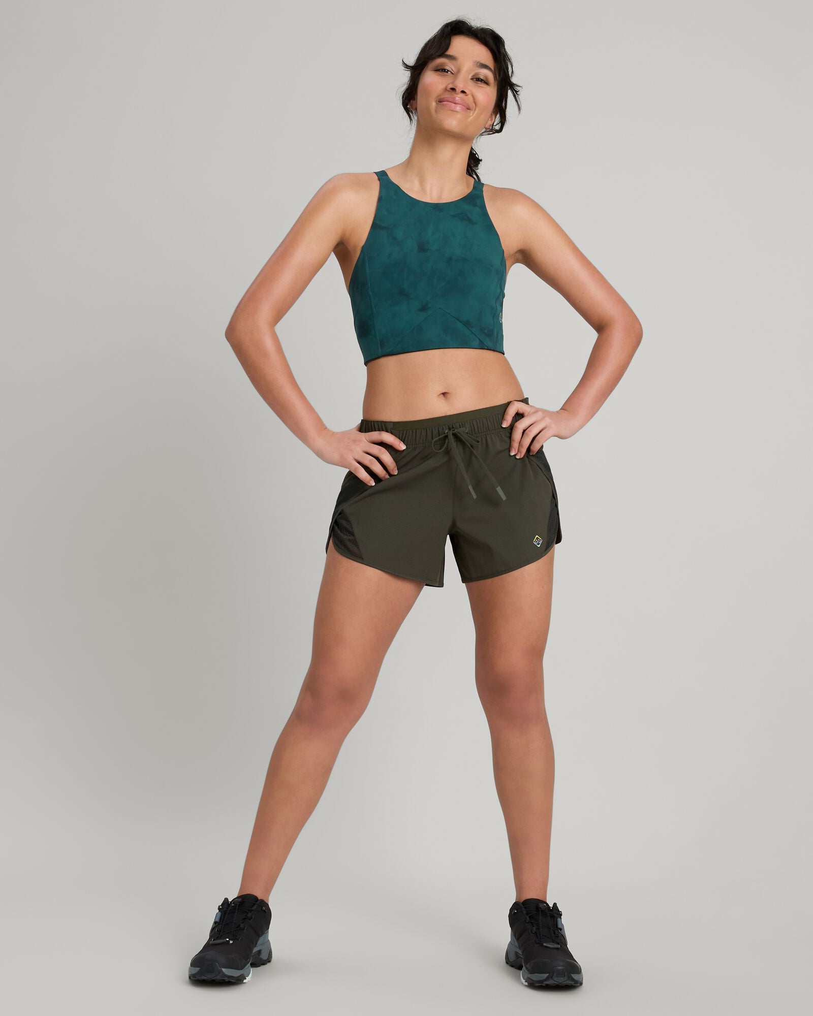 WELL.DER.NESS Women's Yoga Crop Top - Deep Lagoon Sunburst Print Workout Shirt for Gym, Running & Fitness | Breathable & Stylish Activewear