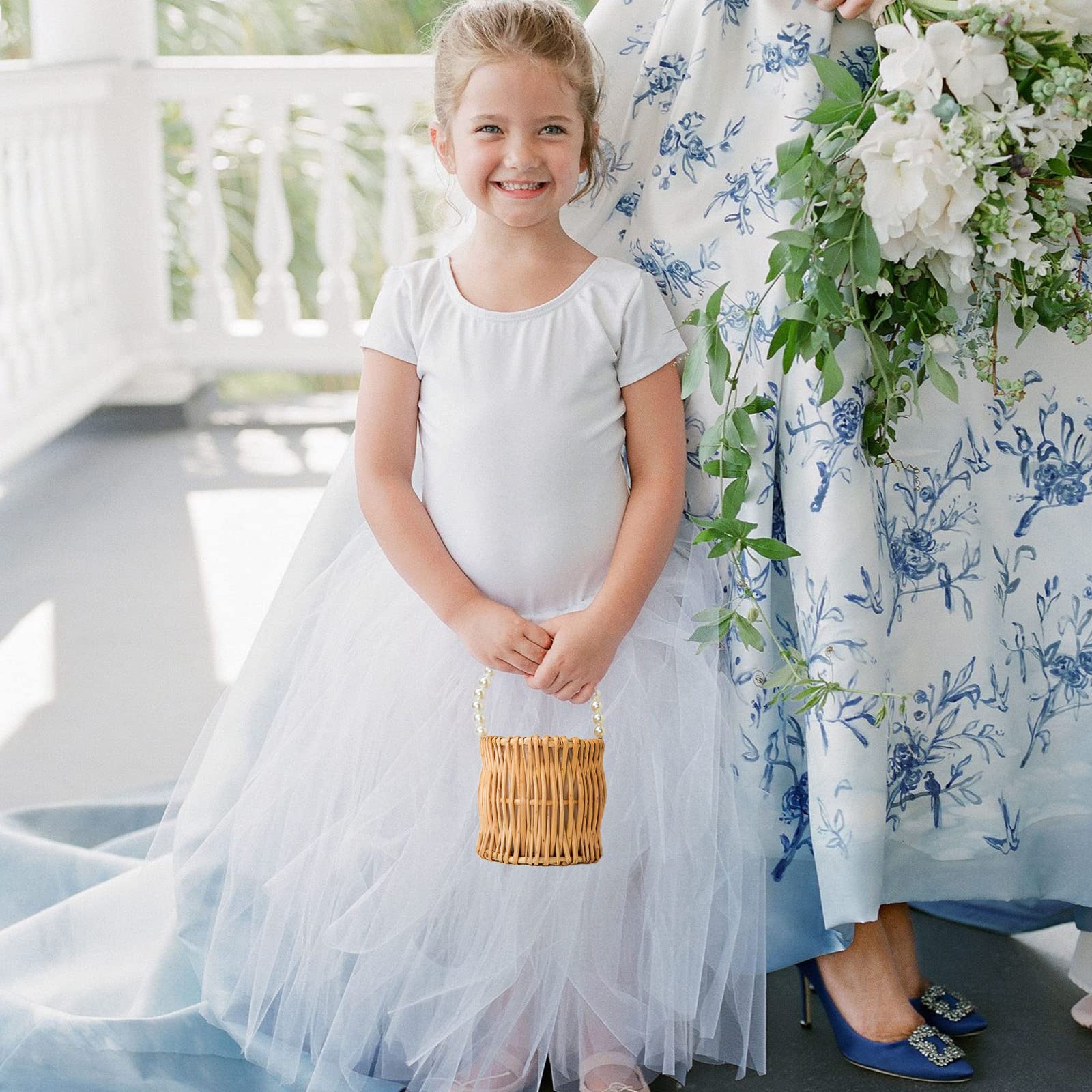 Heart-Shaped Wicker Rattan Flower Girl Basket with Pearl Handle - Handwoven Wedding, Fairy & Easter Basket for Flower Girls | Perfect for Weddings, Garden Parties & Special Occasions