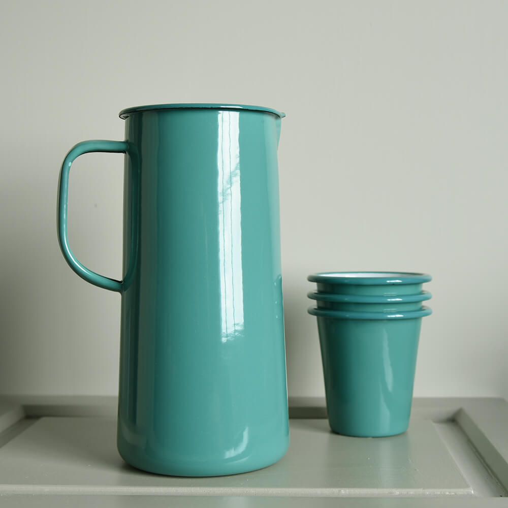 Vintage Style Spring Green 3 Pint Enamel Jug - Rustic Farmhouse Decor for Kitchen, Garden & Outdoor Picnics
