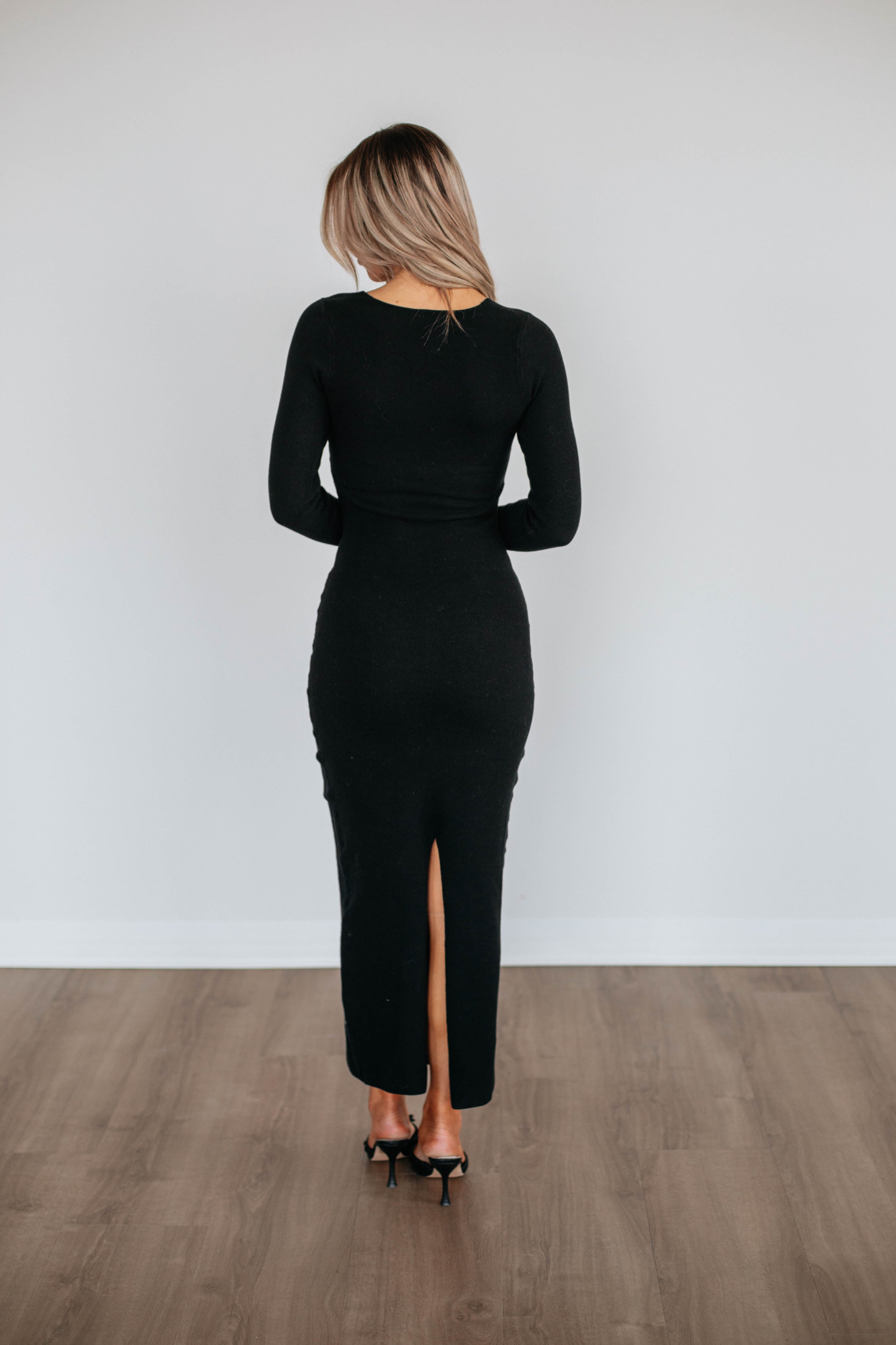 Alexandra Maxi Dress for Women - Flowy Long Summer Dress with Pockets, Boho Chic Style - Perfect for Beach, Vacation, and Casual Outings