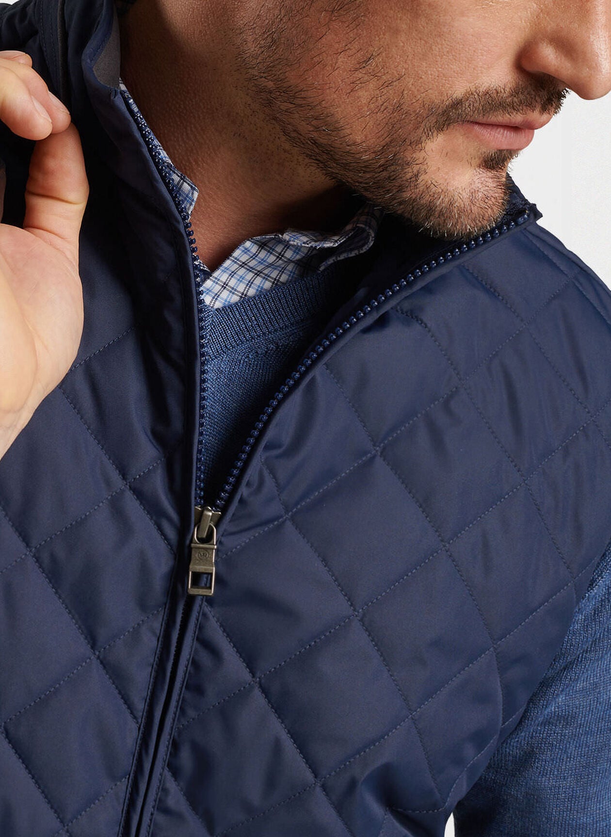 PETER MILLAR ESSEX VEST | Men's Lightweight Quilted Down Vest | Water-Resistant Winter Jacket for Outdoor Activities & Casual Wear
