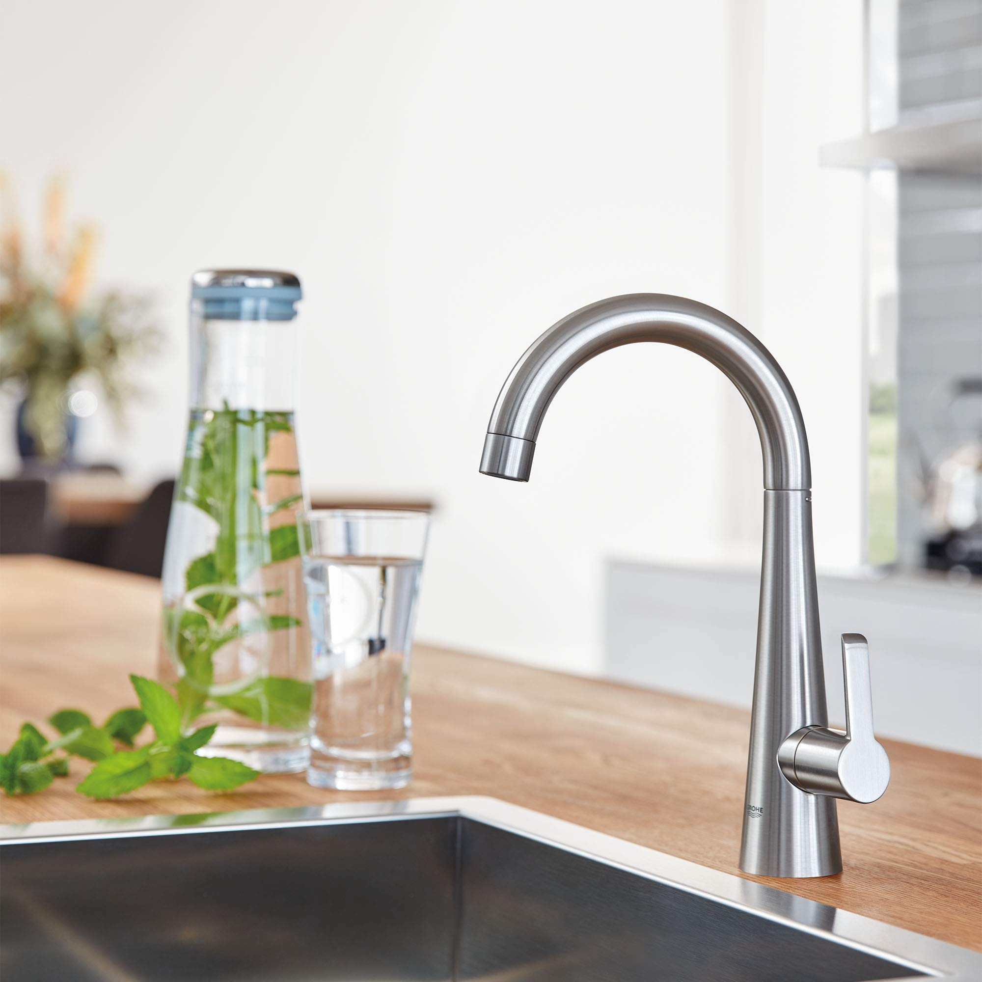 GROHE 30026DC2 Zedra Stainless Steel Water Filter Kitchen Faucet - SuperSteel Finish for Clean Drinking Water | Perfect for Modern Kitchens & Home Renovations