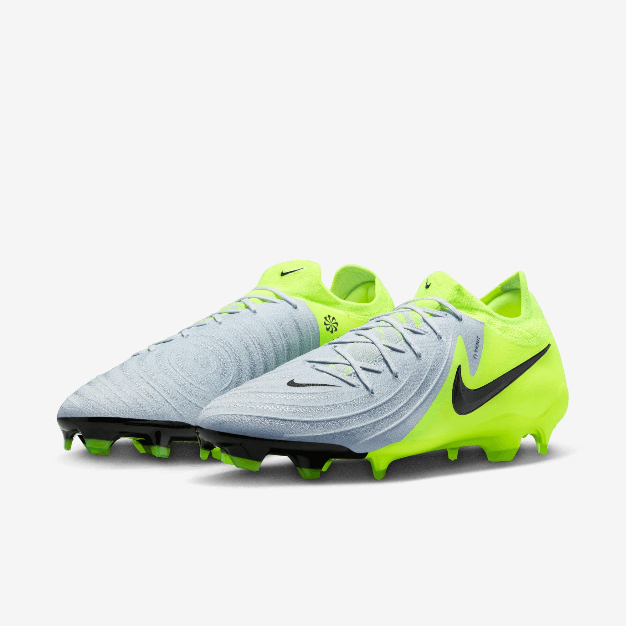 Nike Phantom GX 2 Pro Soccer Cleats - Lightweight Football Shoes for Men with Dynamic Fit Collar - Perfect for Turf, Grass & Artificial Pitches - Ideal for Training, Matches & Competitive Play