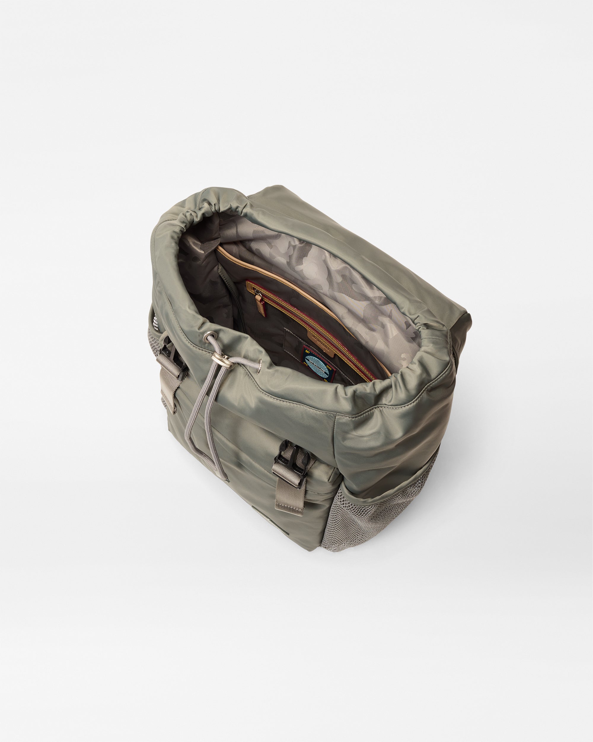 Sage Large Bleecker Rucksack Backpack - Durable Travel & Hiking Backpack for Men & Women - Perfect for Outdoor Adventures, Commuting & College