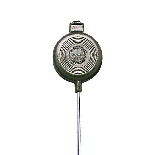 Cast Iron Round Pie Iron for Campfire Cooking - Perfect for Outdoor, Backyard, Camping & Fire Pit Use - Make Delicious Sandwiches, Pies & Desserts Over Open Flame