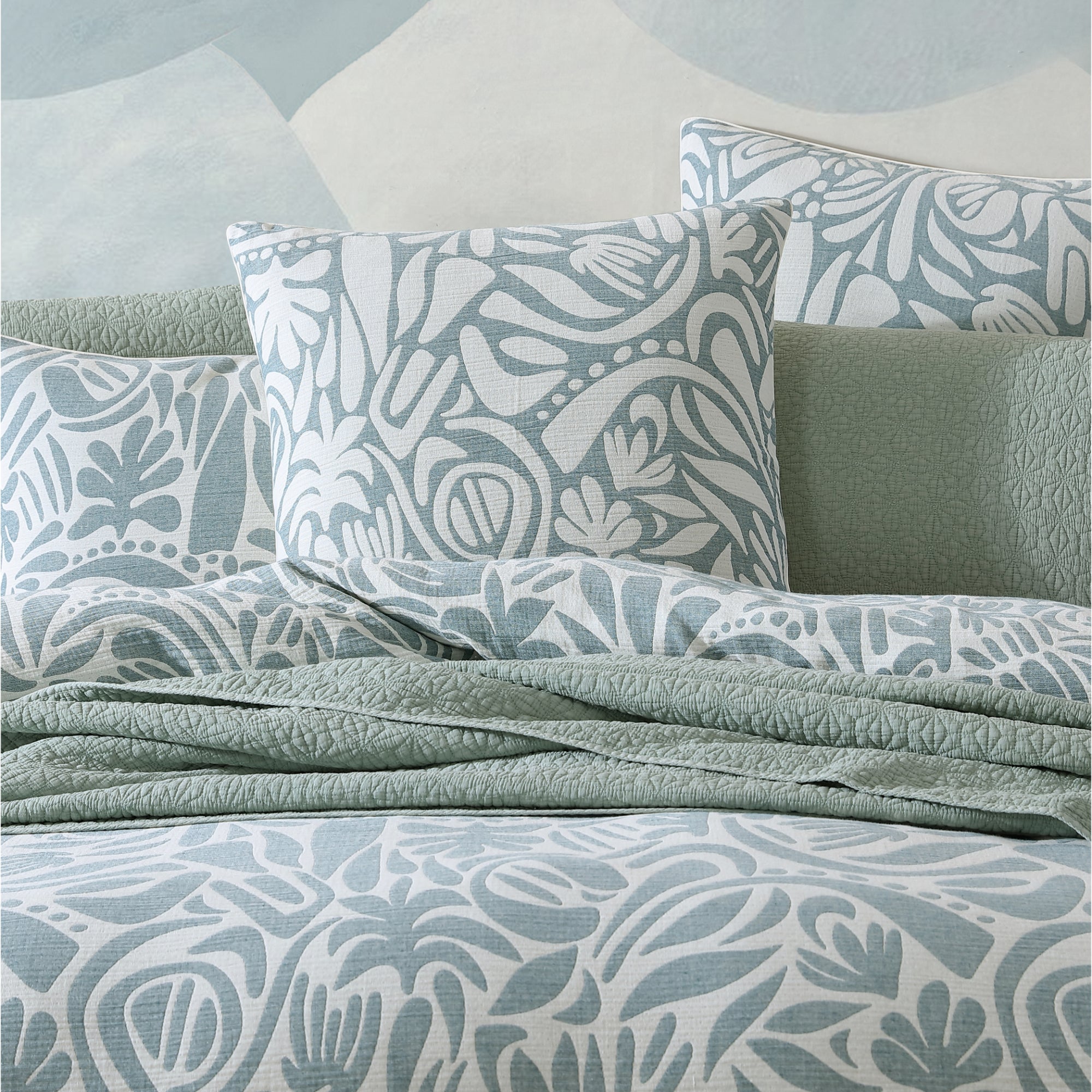 Premium European Pillowcase Set by Logan & Mason - Luxury 100% Cotton Pillow Cover for Bedroom Decor - Perfect for Master Bedroom, Guest Room & Hotel Stays