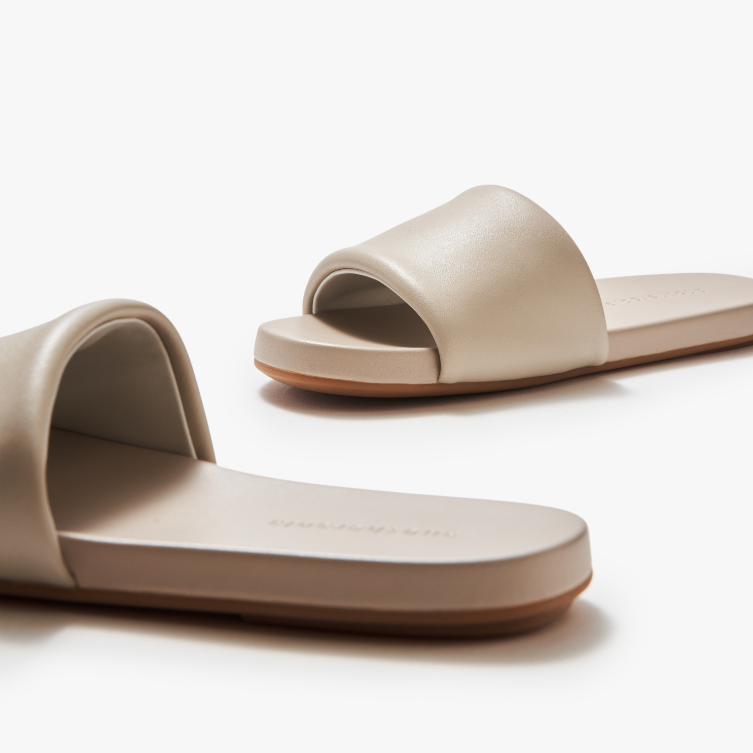 Butter Slides Fog - Non-Slip Comfortable House Slippers for Men and Women - Perfect for Indoor, Bathroom, and Spa Use
