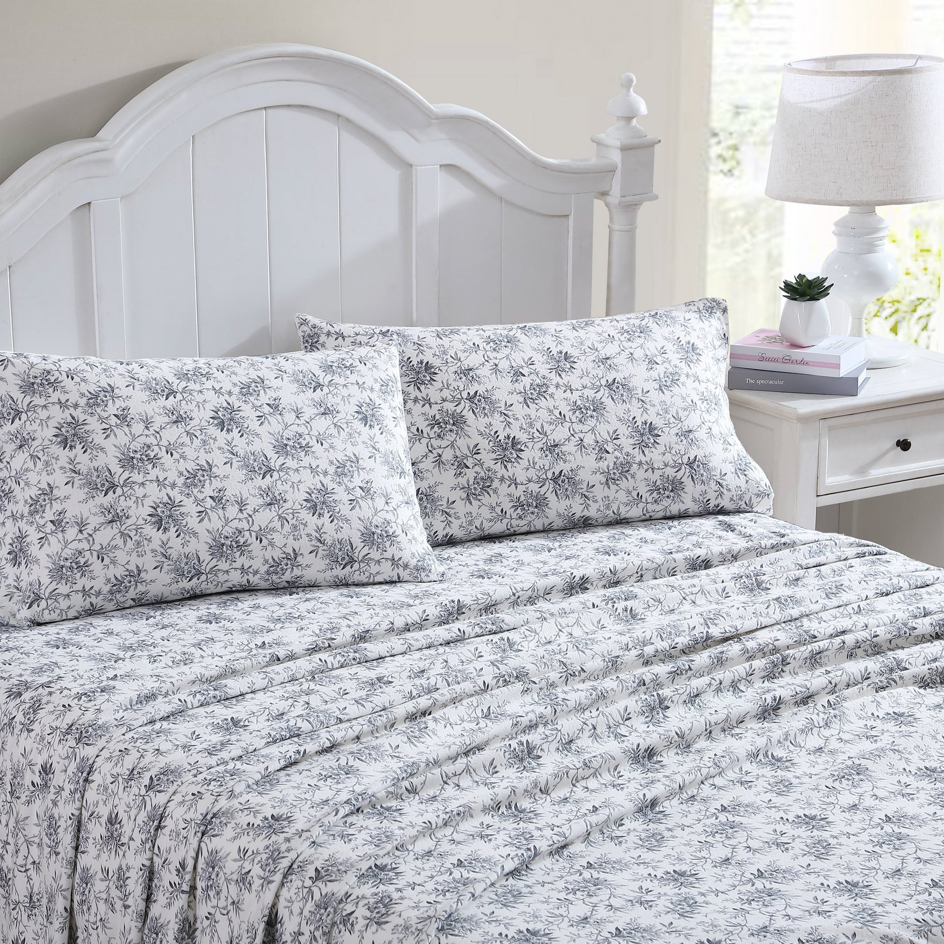 Laura Ashley Faye Toile Black Flannel Sheet Set - Queen Size, 4-Piece Luxury Bedding for Cozy Winter Nights & Elegant Bedroom Decor
