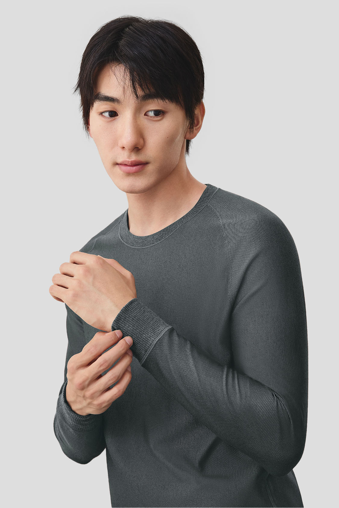 BaseCore Men's Performance Base Layer Set - Moisture Wicking Thermal Underwear for Cold Weather & Outdoor Activities - Running, Hiking, Skiing & Workout Essentials