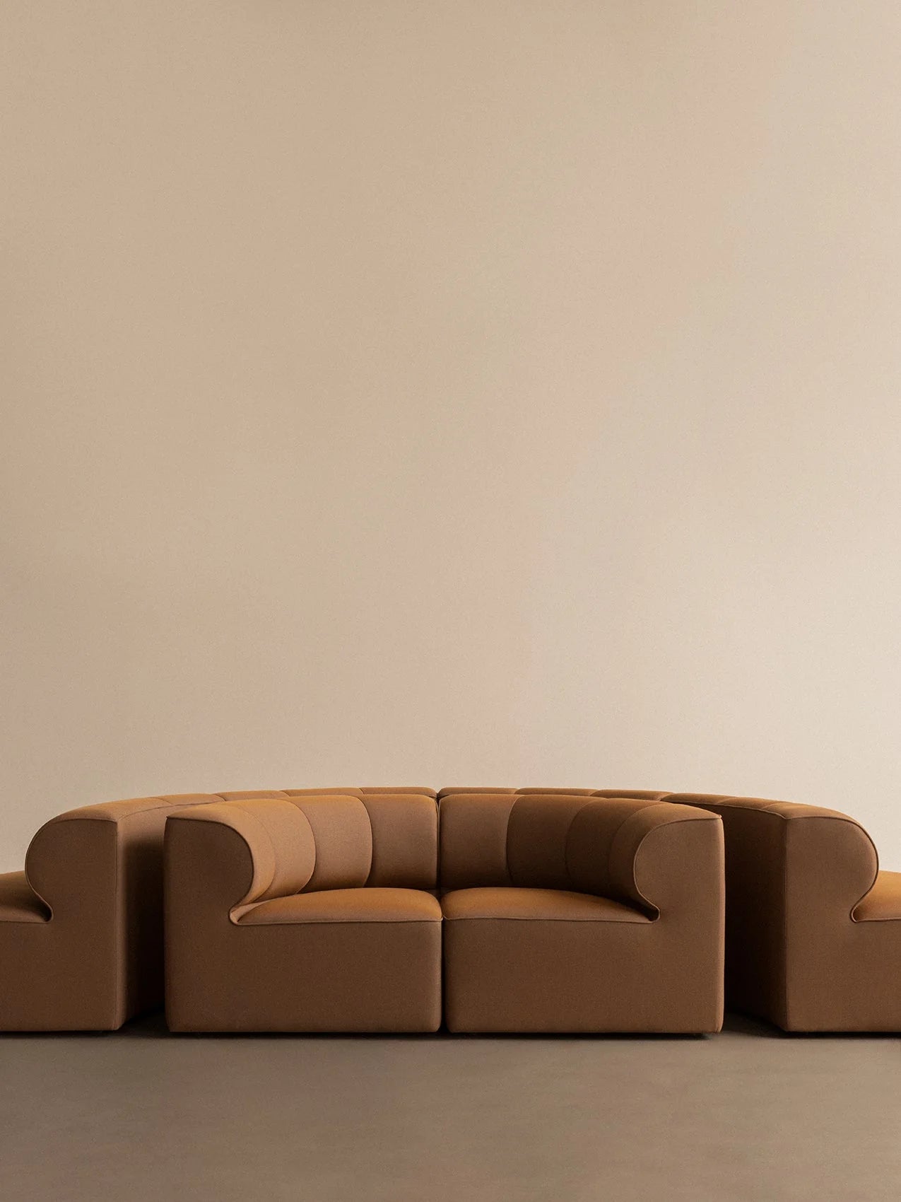 Modular Sectional Sofa with Eave Seamline Design - 86