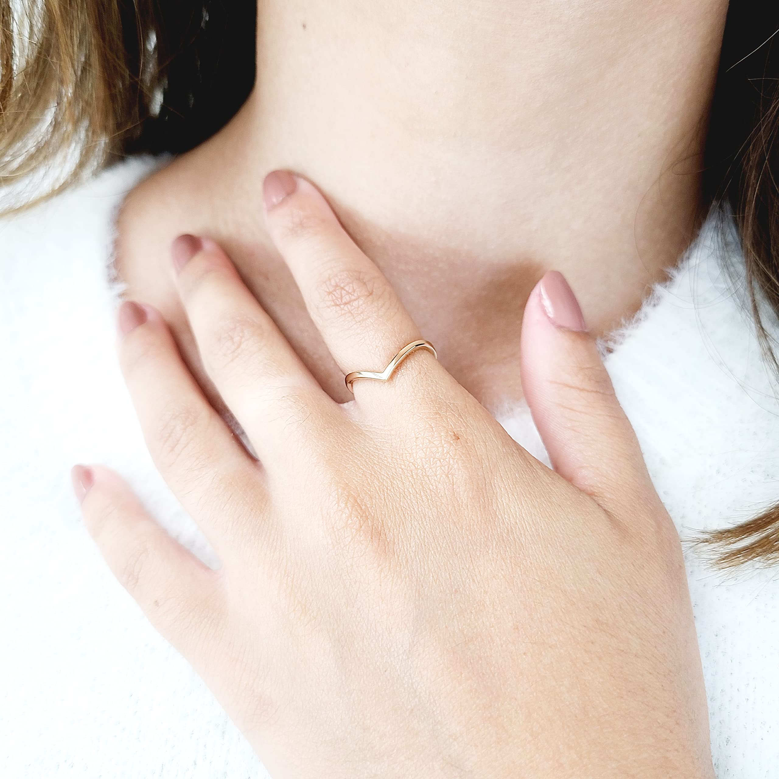 10K Solid Gold V Ring - Real 10K Yellow Gold or White Gold Chevron Stackable Wedding Band for Women - Perfect for Anniversary, Engagement, and Everyday Wear (Yellow Gold, Size 8)