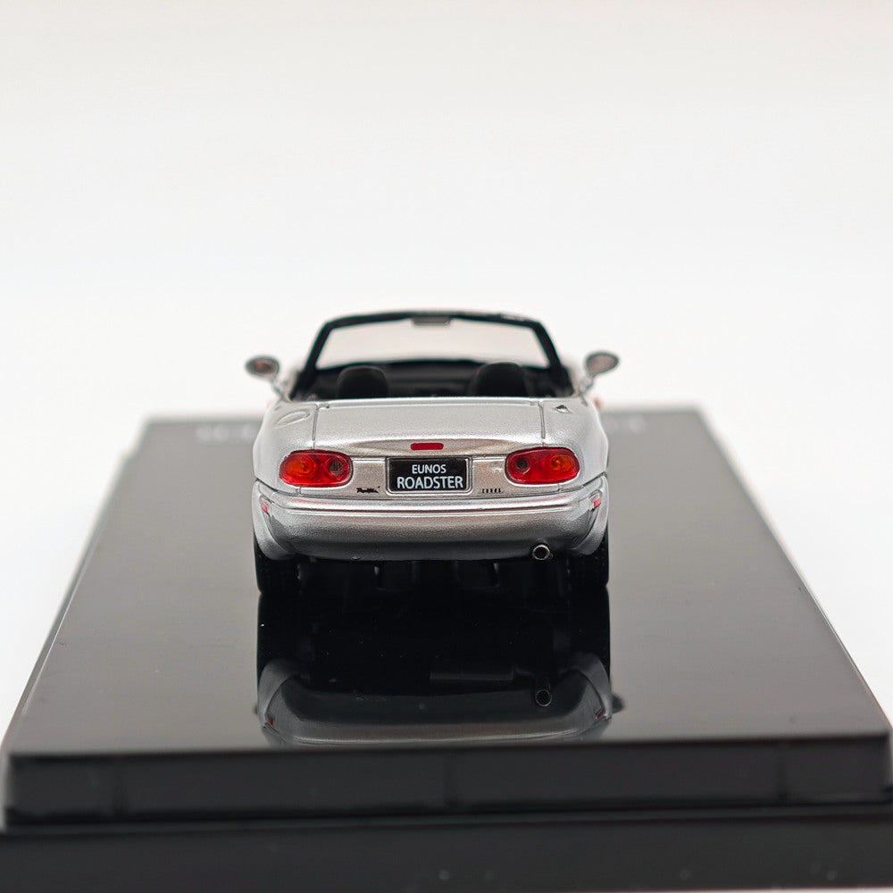 1/64 Scale Mazda Eunos Roadster NA6CE Diecast Model Car with Tonneau Cover - Limited Edition Silver HJ642025AS - Collectible Toy Car for Adults & Kids | Perfect for Display, Gifts, and Car Enthusiast Collections