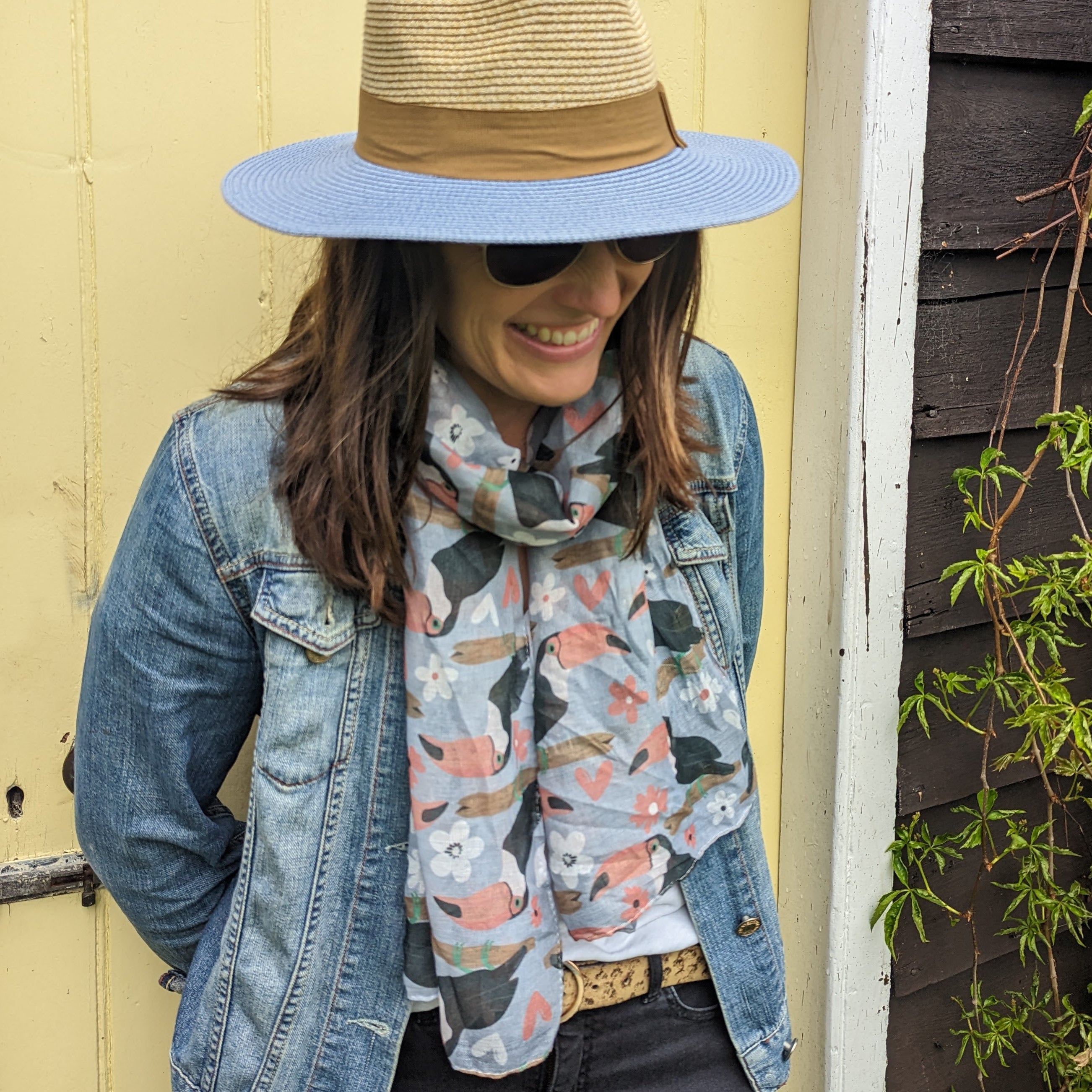 Stylish Tina the Toucan Print Women's Fashion Scarf - Lightweight & Soft for Everyday Wear, Office, and Special Occasions