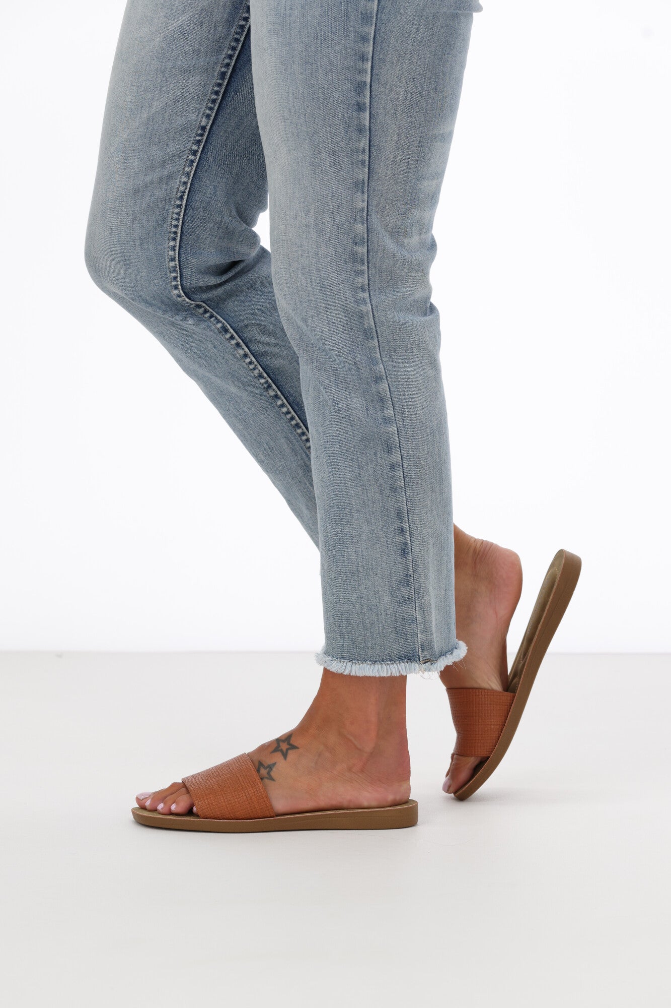 Cherry Lane Alyssia Slide Sandals for Women - Comfortable Tan Summer Slides with Soft Cushioning | Perfect for Beach, Pool, and Casual Outings