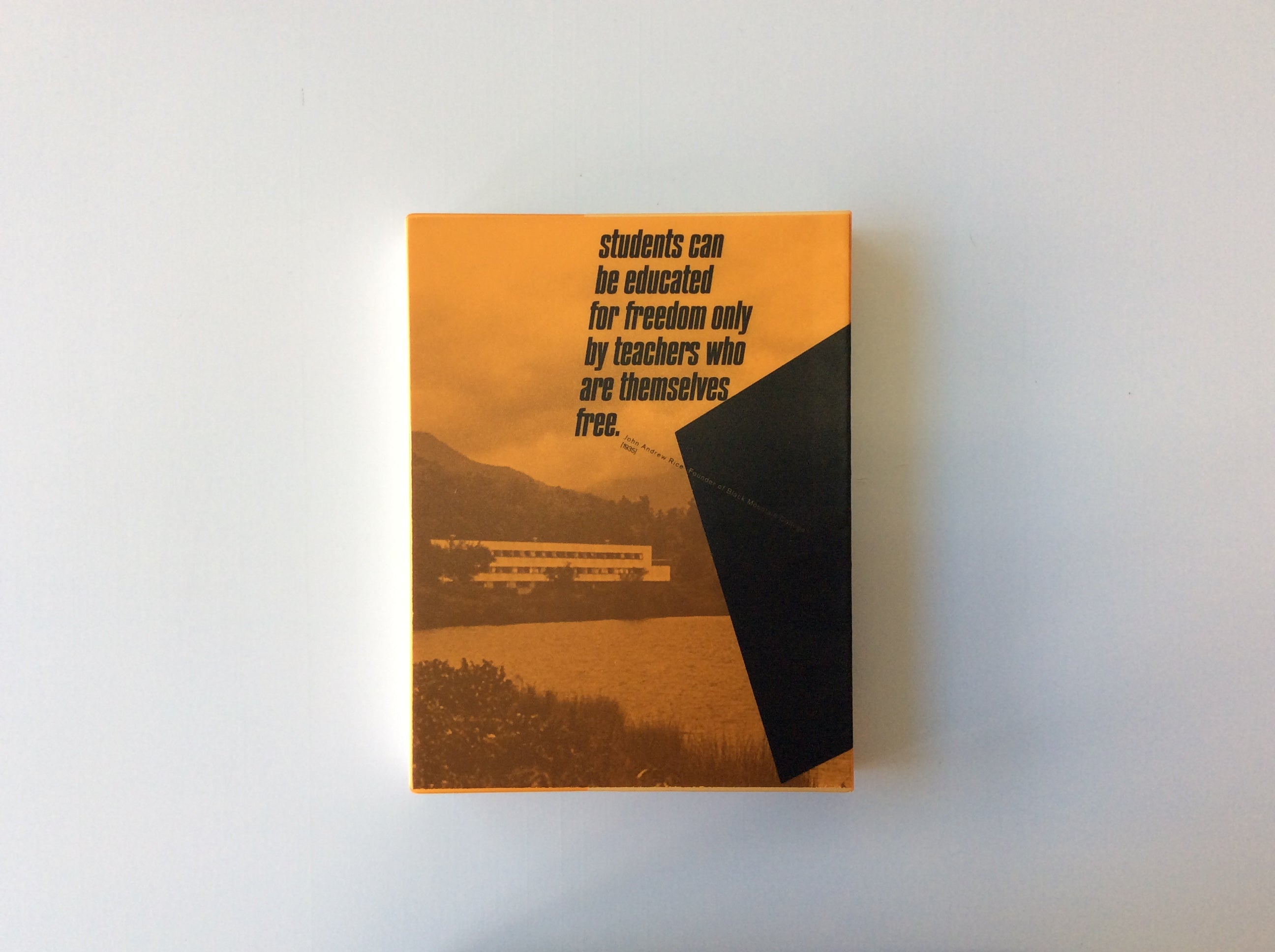 Black Mountain: An Interdisciplinary Experiment 1933-1957 (Second Edition) - Art History Book for College Students & Educators | Perfect for Art Studies & Academic Research