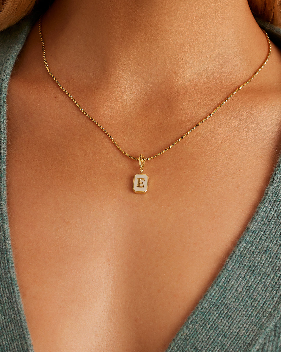 Vintage Alphabet Parker Charm Necklace - Elegant Initial Letter Pendant for Women - Perfect for Gifts, Anniversaries, and Everyday Wear