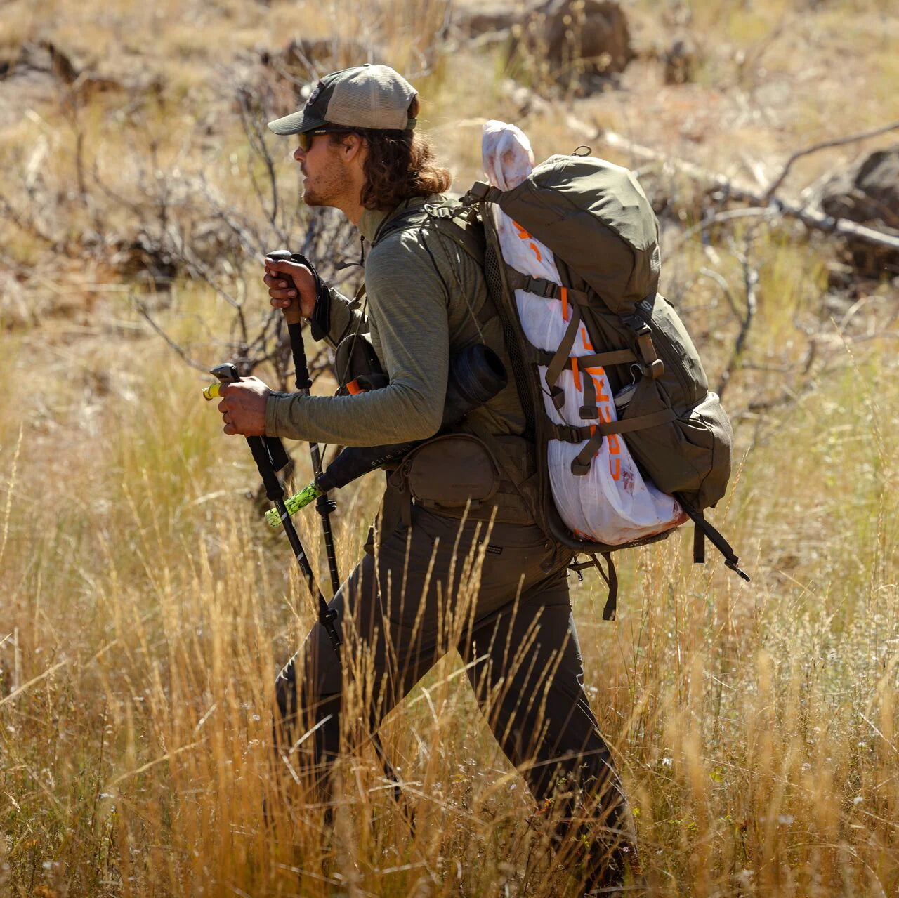 Eberlestock Vapor 2500 Lightweight Hunting Backpack with Hydration System - Perfect for Outdoor Adventures, Hiking, and Big Game Hunting