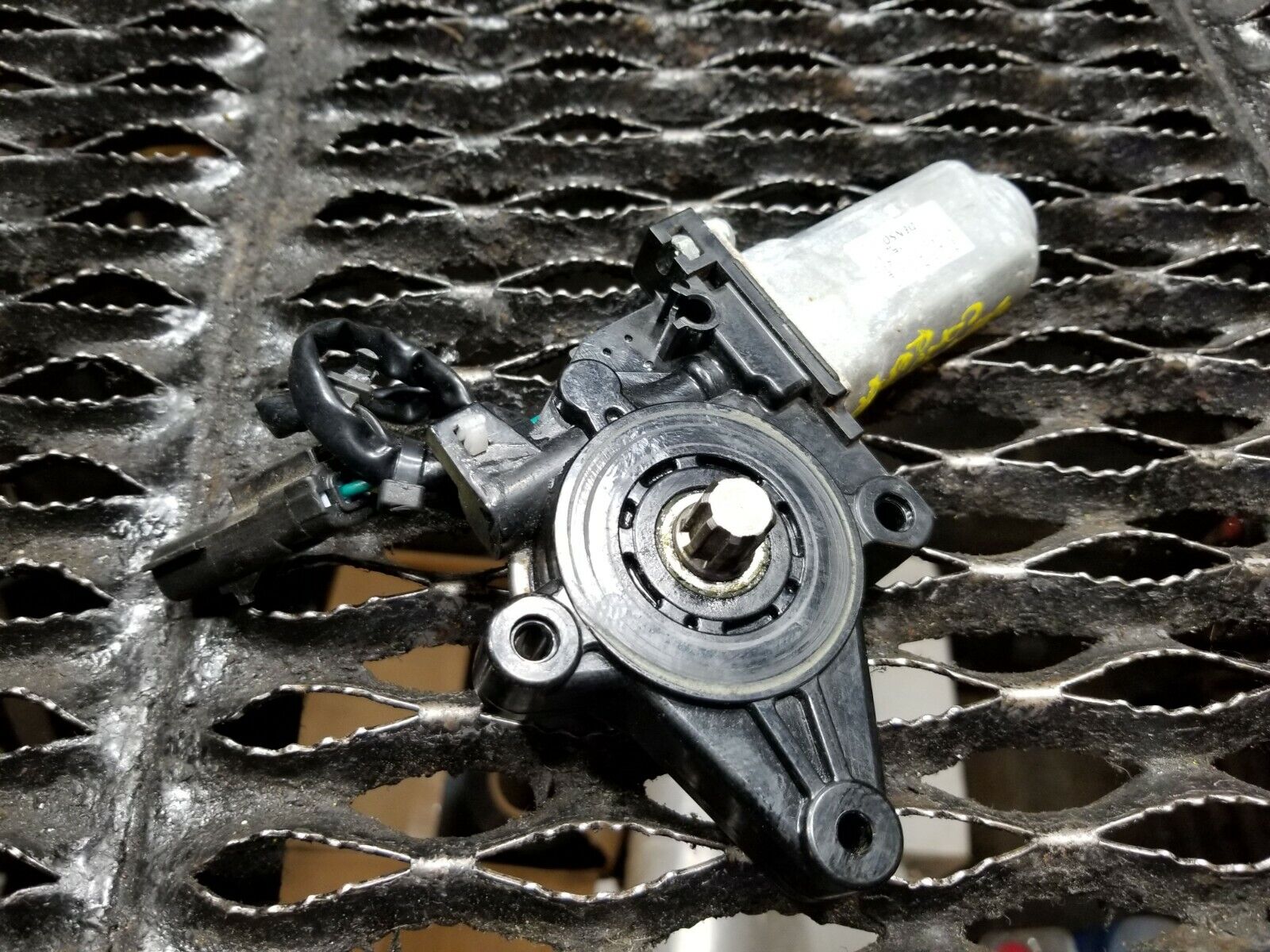 04-06 Chrysler Sebring Convertible Left Rear Window Motor - OEM Replacement Part - Perfect for Window Repair & Smooth Operation