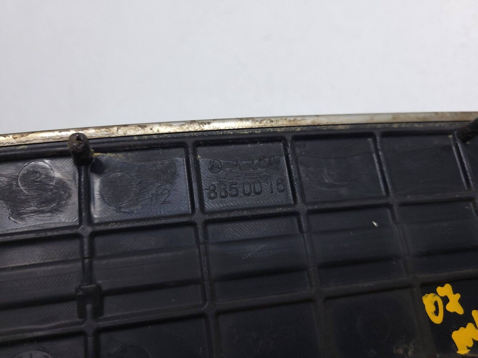 2006-2011 Mercedes ML500 Rear Bumper Upper Scuff Plate OEM Replacement Part - Perfect for Off-Road Protection & Style Enhancement