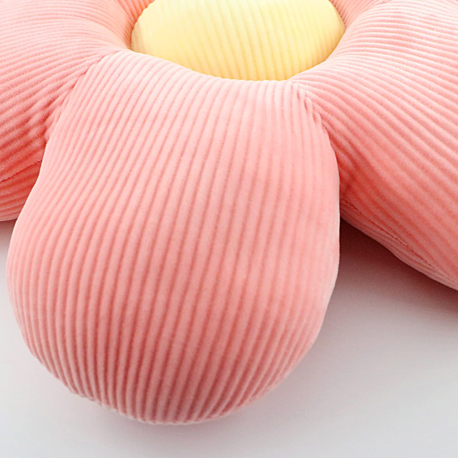 **Kawaii Fluffy Daisy Flower Pillow - Soft Decorative Throw Cushion for Sofa, Floor, Chair (35-40cm/13.8-15.7in) - Perfect for Girls Room, Bedroom Decor & Cozy Reading Nook**