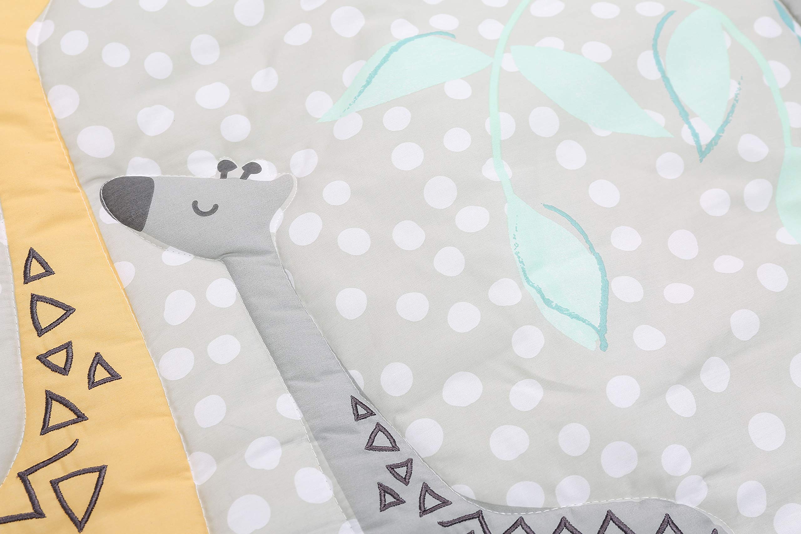 Soft Mommy & Baby Giraffe Nursery Crib Quilt Blanket - Organic Cotton Baby Bedding Set for Newborns & Toddlers - Perfect for Nursery Decor, Baby Showers & Cozy Naptime