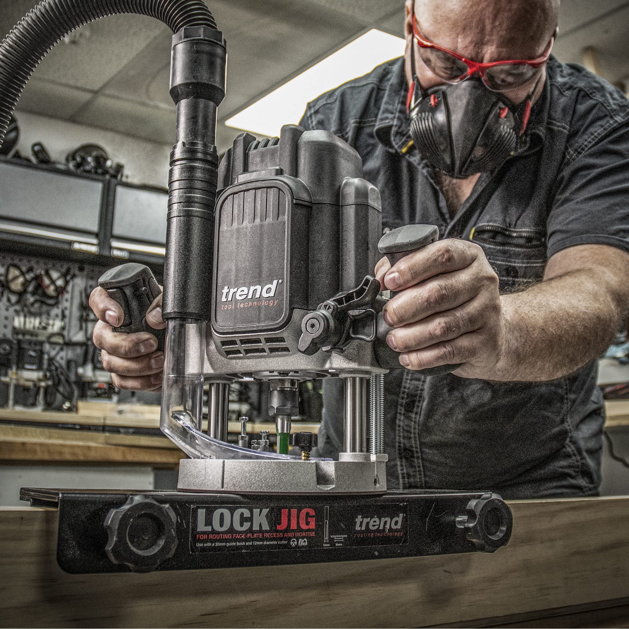 Baldwin Templates Large Lock Jig Kit with TCT Router Bit & Guide Bush - Professional Door Lock Installation Tool for Woodworking & Cabinet Making | Perfect for Home Improvement and DIY Projects