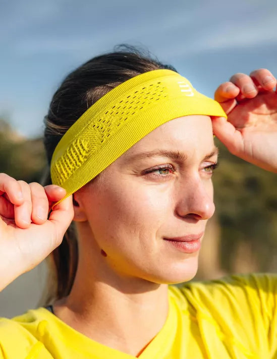 Compressport Unisex Thin Headband On/Off - Sweat-Wicking Sports Headband for Running, Cycling & Workouts - Green Sheen