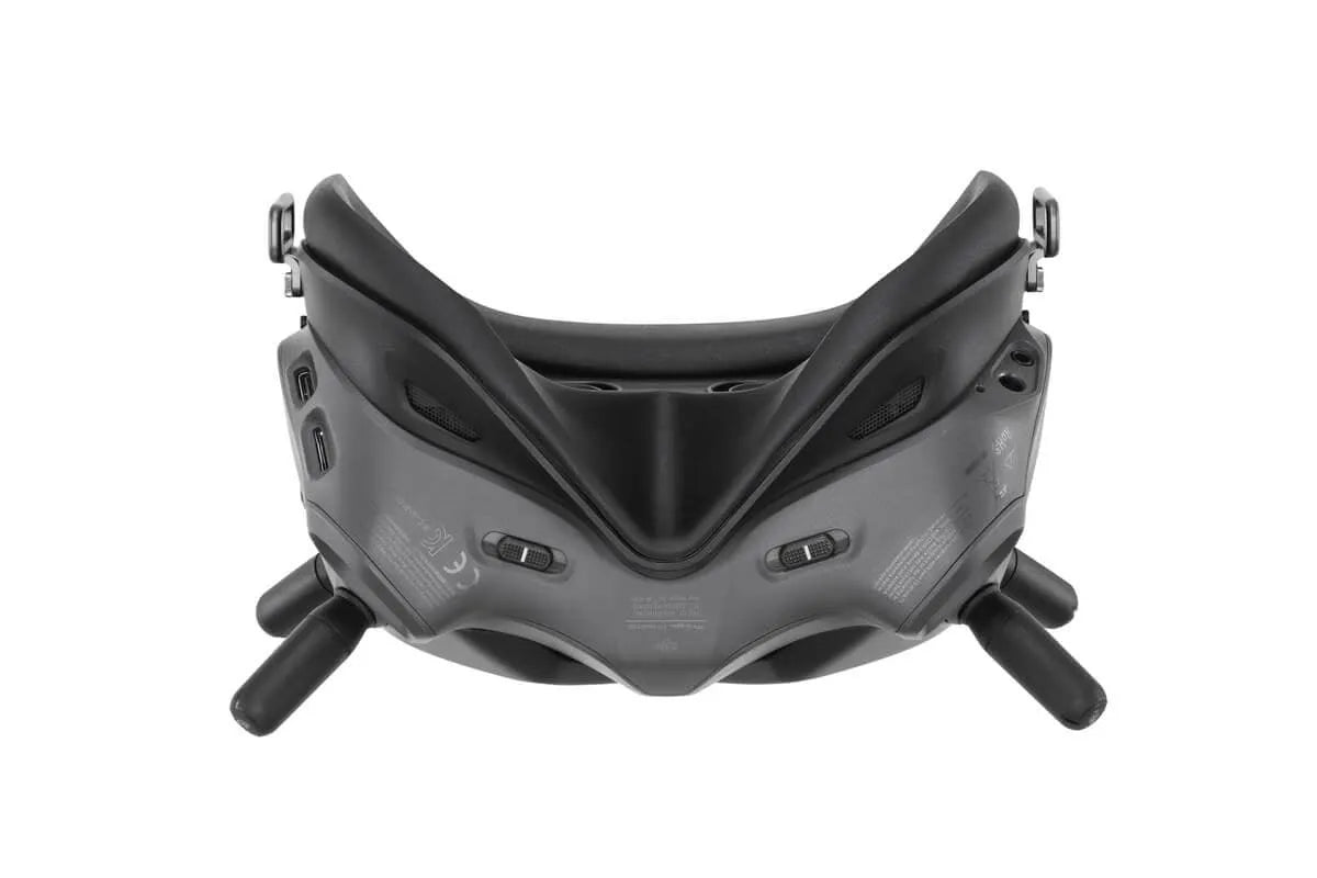 DJI FPV Goggles V2 - Immersive HD Digital FPV System for Drone Racing & Aerial Photography | Compatible with DJI FPV Drone & Air Units | Perfect for Professional Pilots & Hobbyists