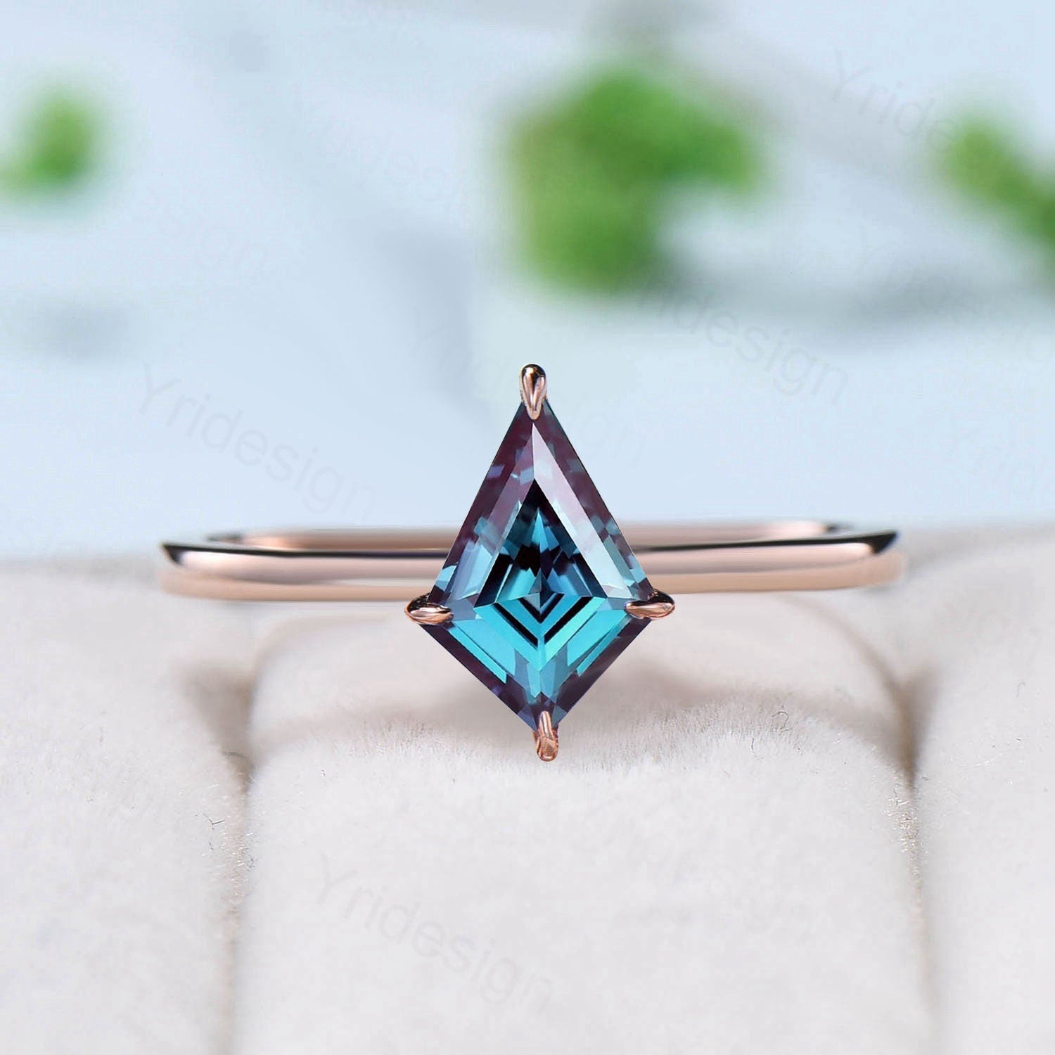 Elegant Alexandrite Wedding Set - Solitaire Kite Alexandrite Engagement Ring & Dainty June Birthstone Pendant Necklace with Matching Earrings | Perfect for Bridal Jewelry, Anniversary Gifts & Special Occasions