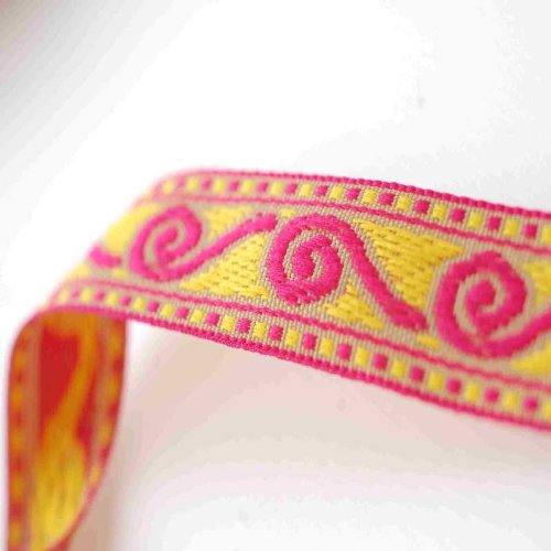 Neotrims Vibrant Cerise Pink & Gold Aztec Celtic Jacquard Ribbon Trim - 2cm Width for Sewing, Hobby Crafts, Scrapbooking & Card Making - Washable Decorative Trim for Garments, Home Decor & DIY Projects - 16.4 Meters per Reel (Sold by Reel or Multiple Reels)