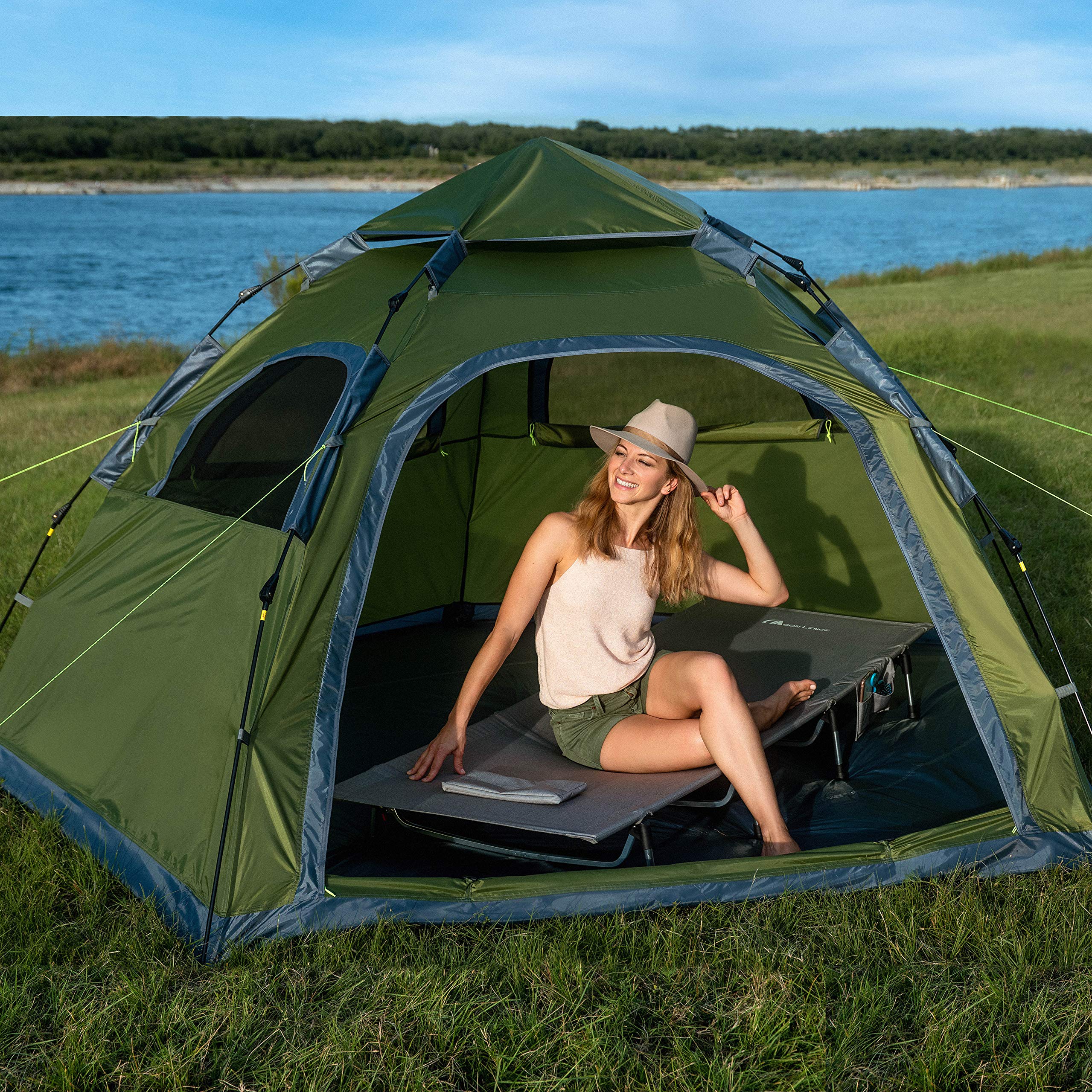Moon Lence Instant Pop Up Tent - 4-5 Person Family Camping Tent, Waterproof & Windproof Automatic Portable Tent for Camping, Hiking, Mountaineering | Perfect for Backyard, Beach & Outdoor Adventures