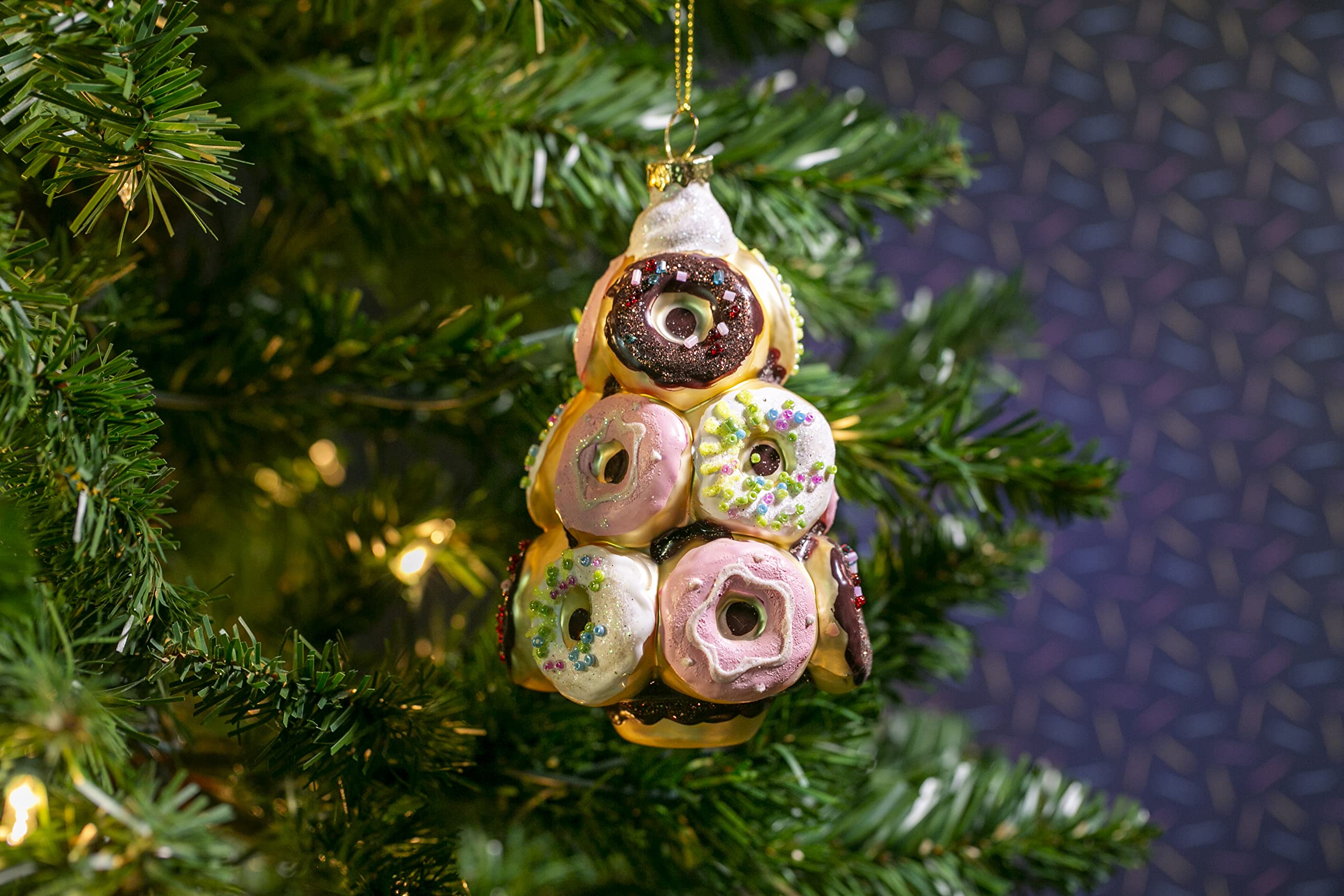 Party Rock Donut Pyramid Glass Ornament - Elegant Food-Themed Christmas Tree Decor for Holiday Parties & Home Decor