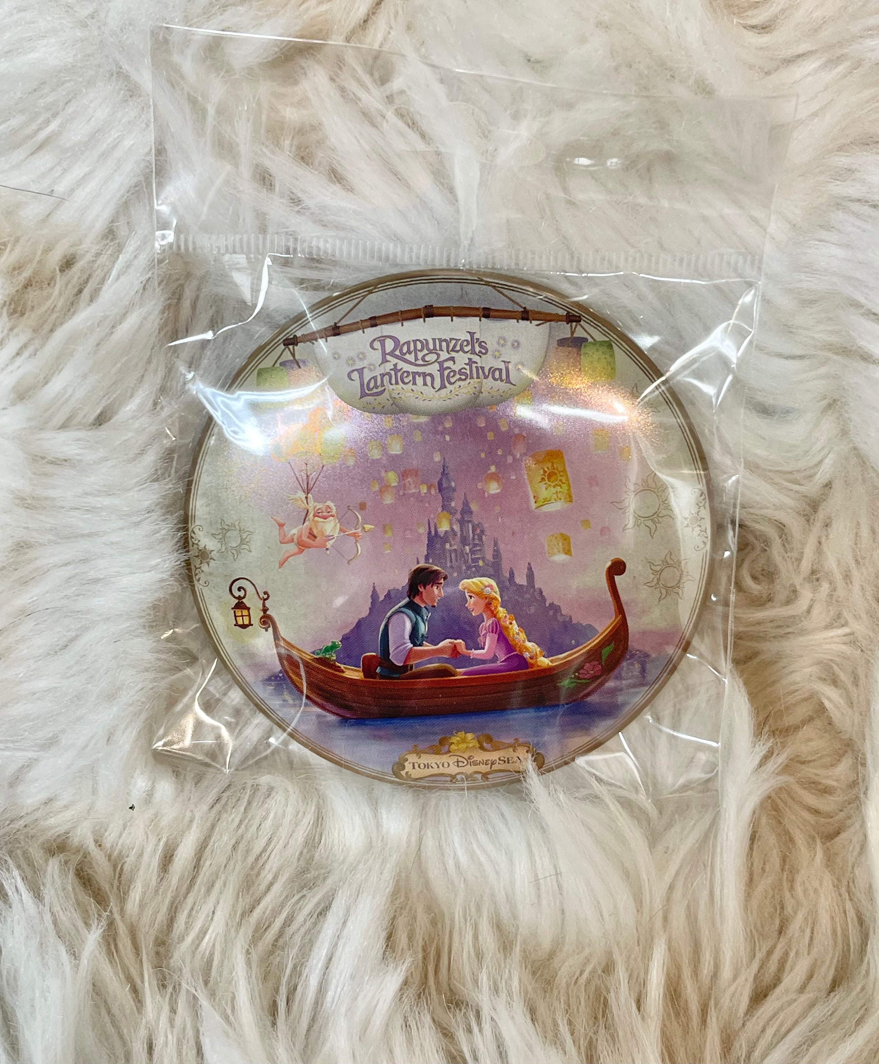 Tokyo DisneySea Rapunzel's Lantern Festival Limited Edition Collectible Pin Badge - Perfect for Disney Fans, Pin Trading & Cosplay Accessories
