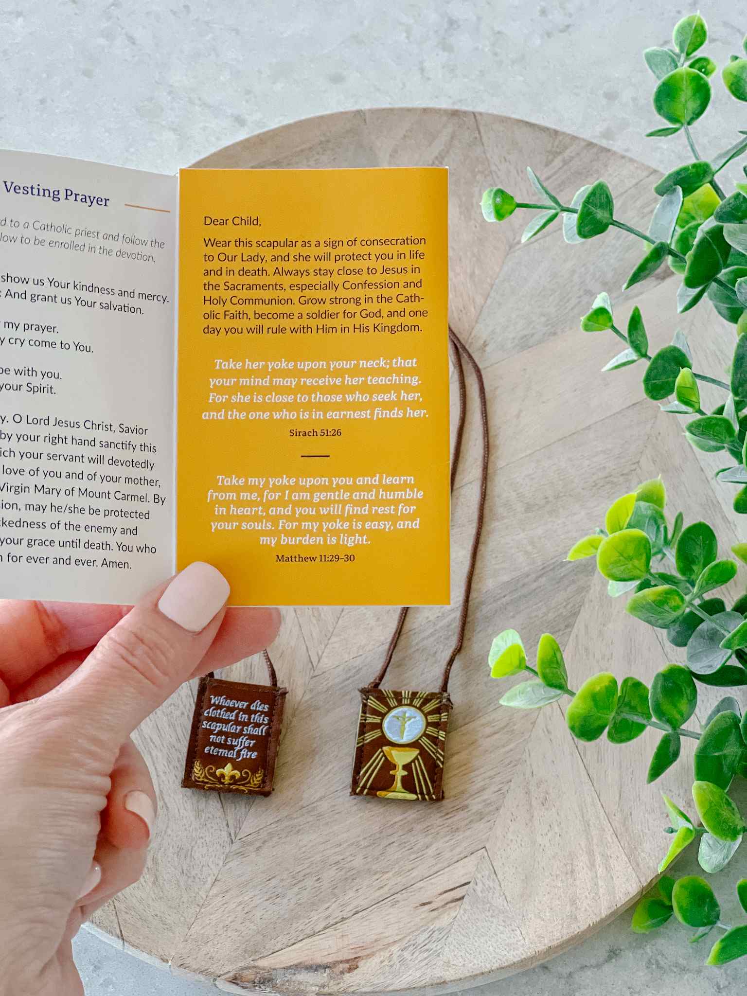 Kids Brown Scapular with Gold Trim - Religious First Communion Gift for Children - Perfect for Church, Prayer & Special Occasions