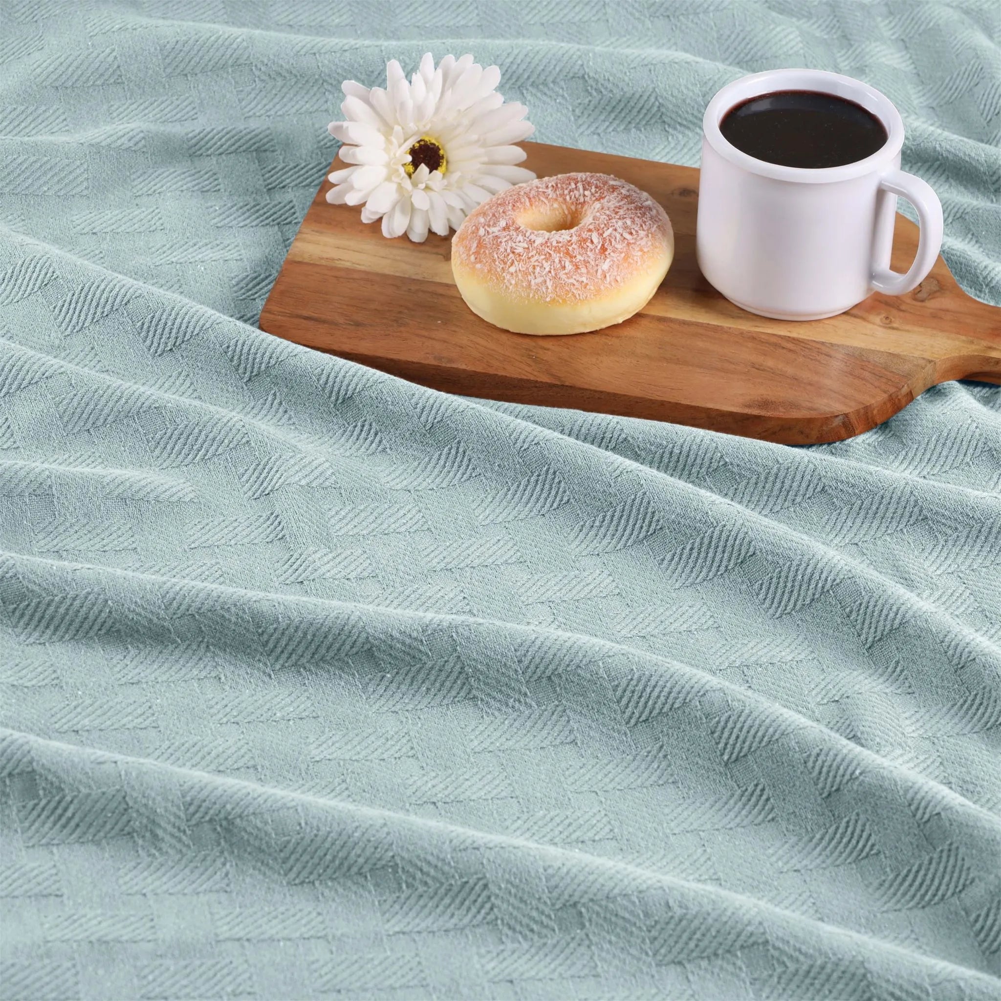 Farmhouse Basketweave Cotton Blanket - All Season Soft & Cozy Throw for Bed, Couch, and Outdoor Use - Perfect for Home Decor, Camping, and Gifts