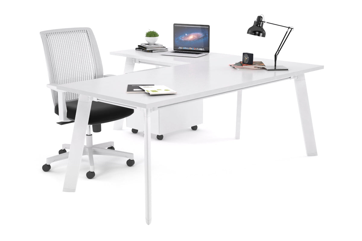 Switch Executive Corner Office Desk [70.9