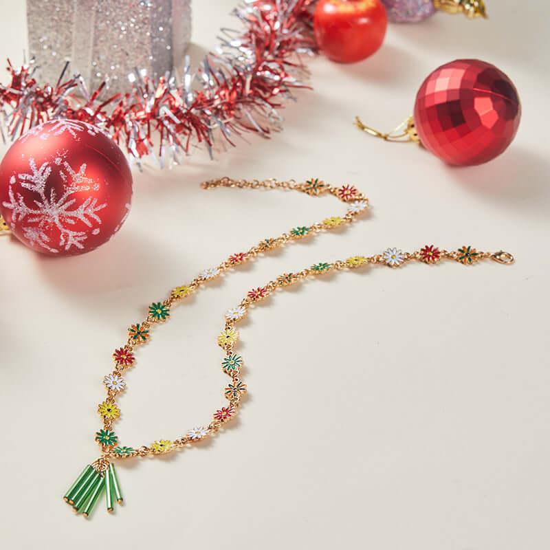 Rainbow Daisy Christmas Tree Pendant Choker Necklace - Festive Holiday Jewelry Gift for Women | Perfect for Christmas Parties, Gift Exchanges & Seasonal Fashion Accessories