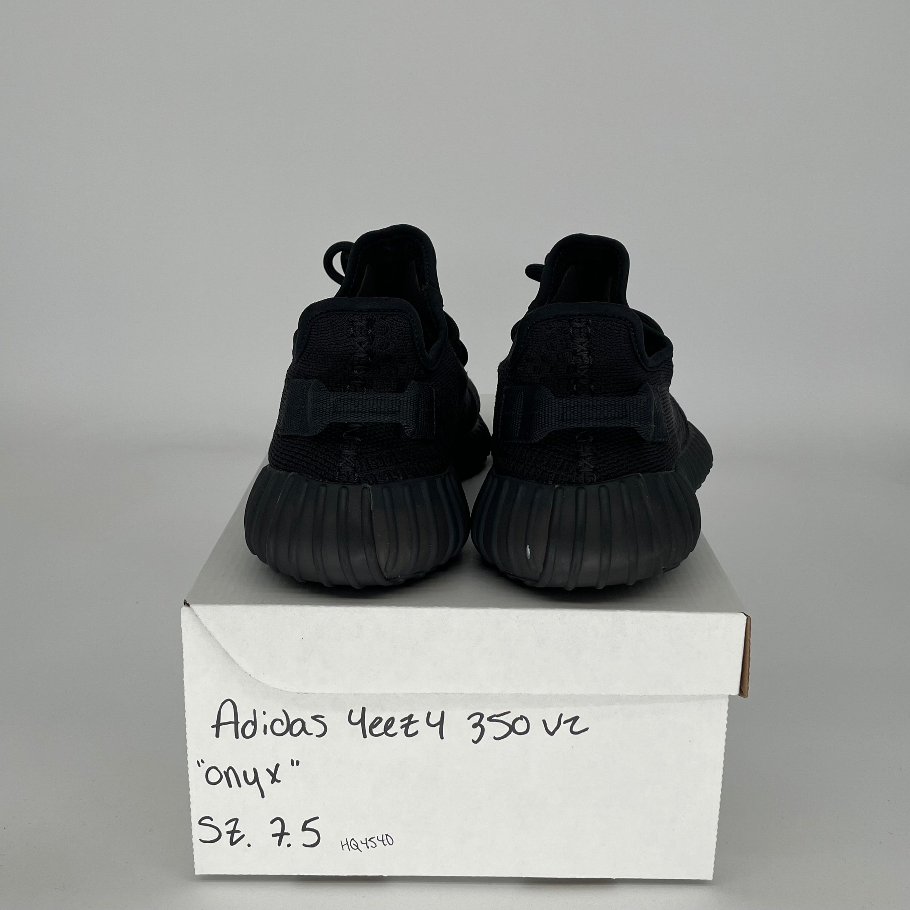 Adidas Yeezy Boost 350 V2 Onyx Black Men's Running Shoes Size 7.5 HQ4540 - Perfect for Casual Wear, Gym & Street Fashion