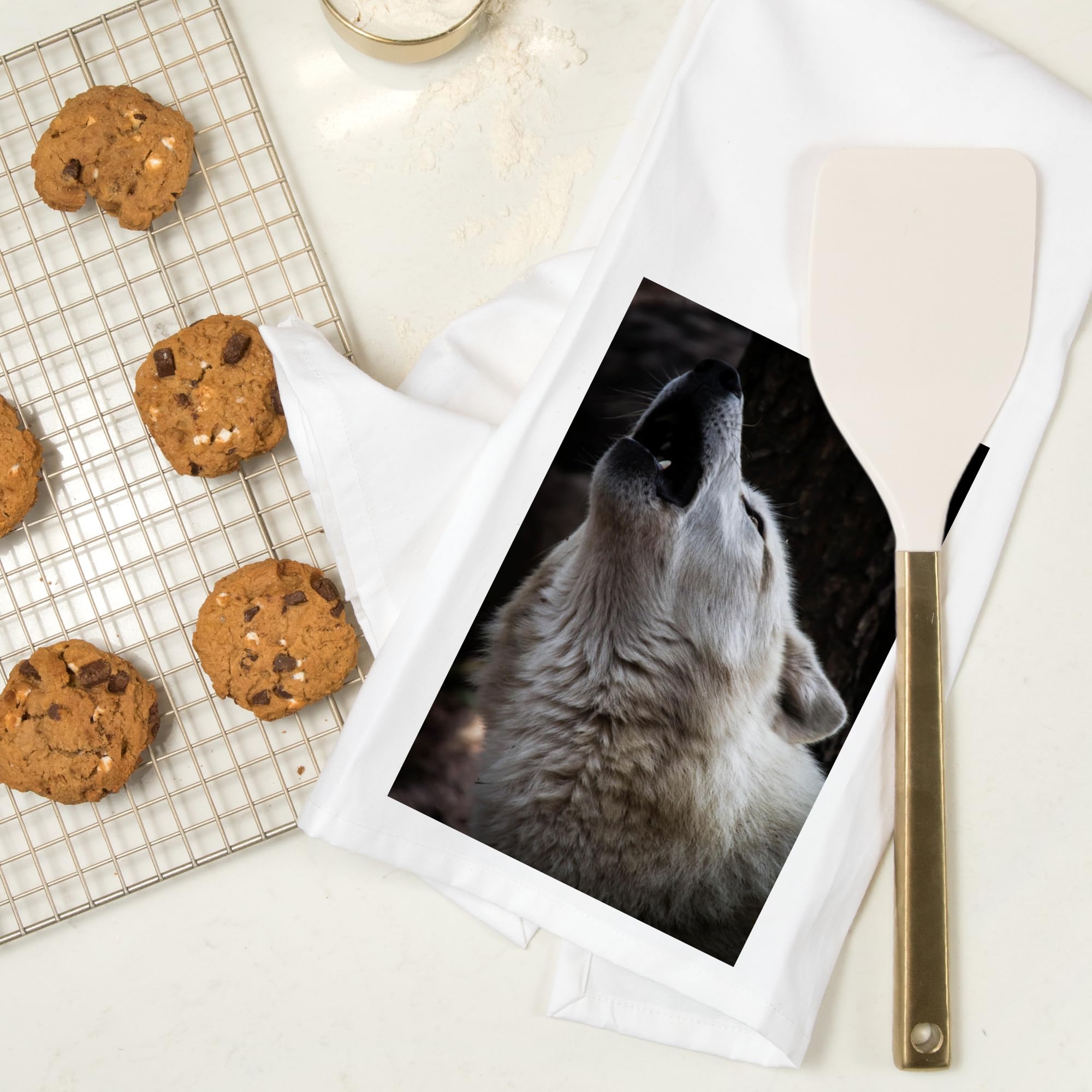 Lantern Press Wolf Howling - 100% Cotton Tea Towel & Decorative Hand Towel for Kitchen, Home Decor, Cabin, Camping - Perfect for Drying Dishes, Wall Art, or Outdoor Adventures