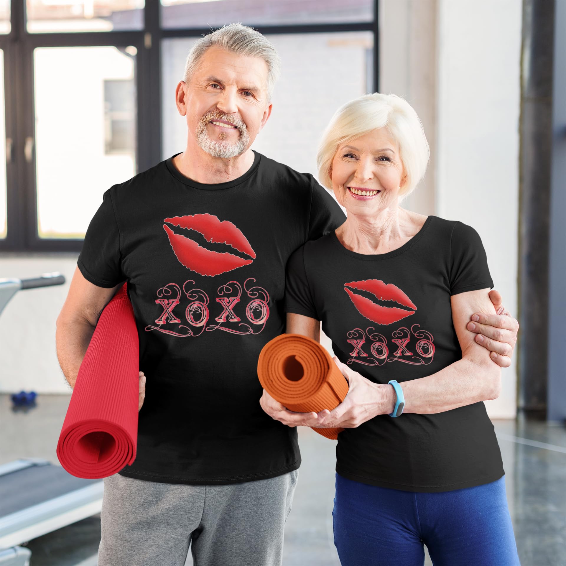 Valentine's Day Shirts for Men - Romantic XOXO T-Shirt Gift for Boyfriend - Perfect for Date Night & Couples Photoshoots